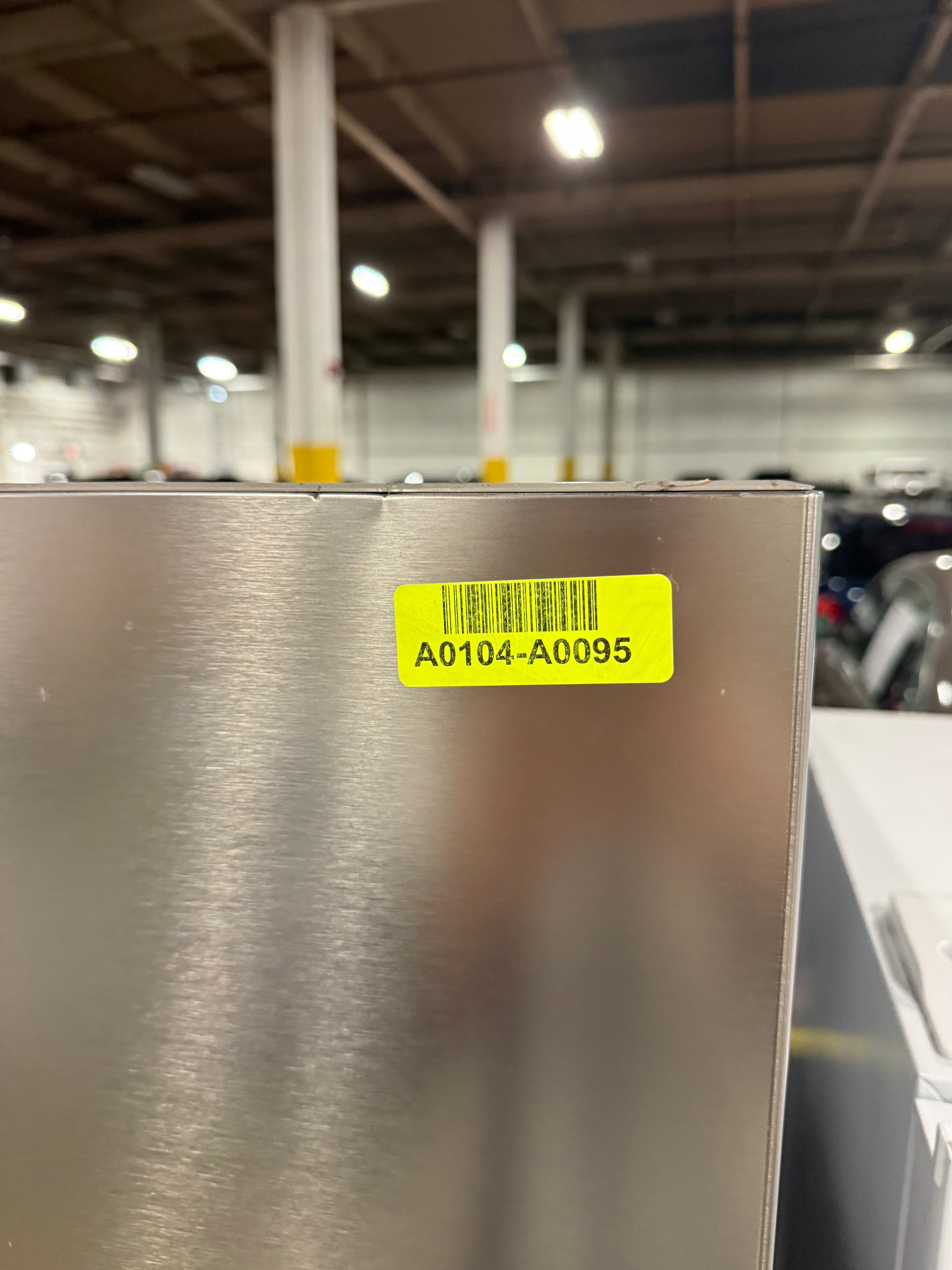 Blomberg BRFB1812SSLN 30" Stainless Steel Bottom Freezer Refrigerator