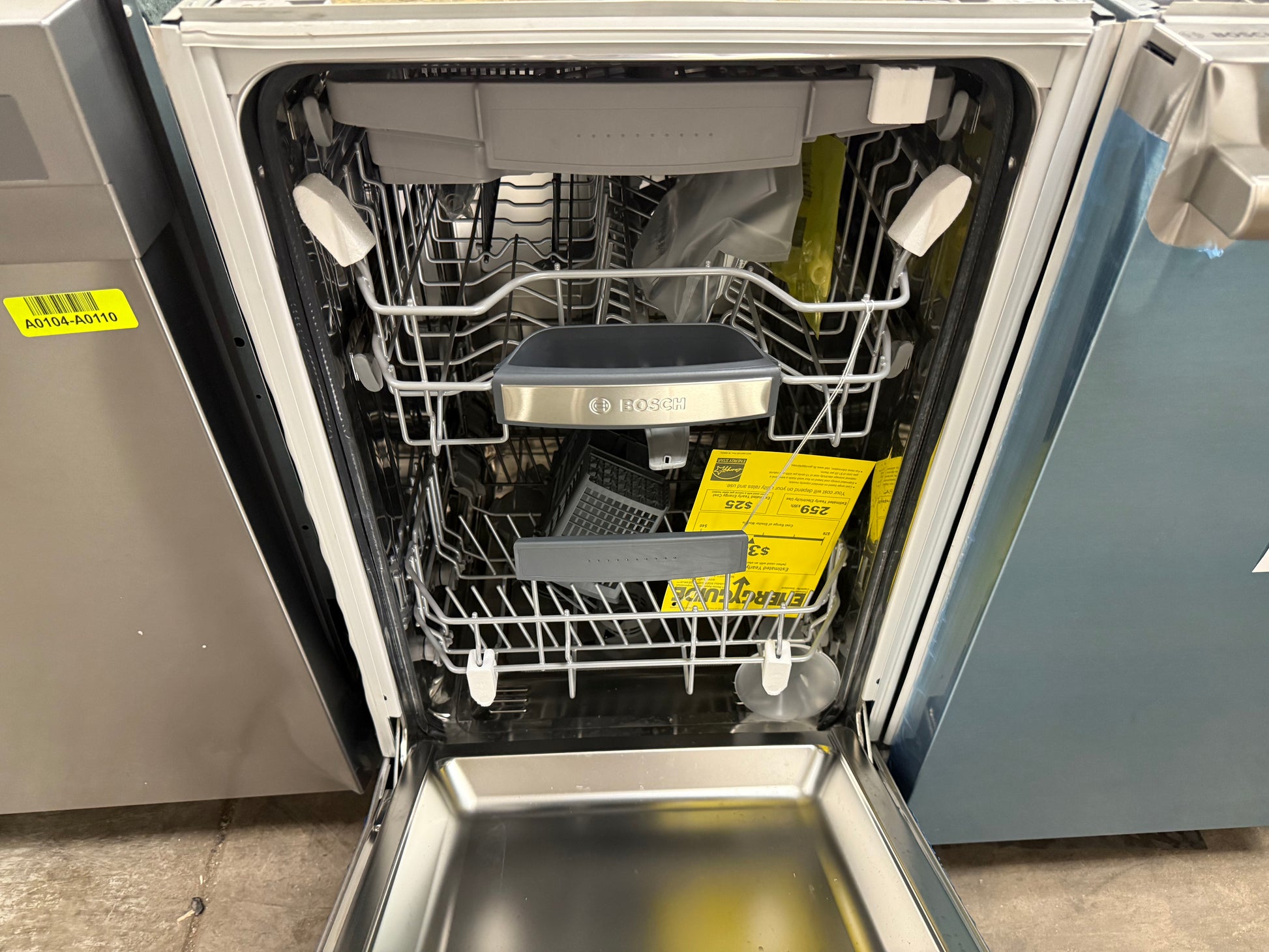 Bosch 800 Series SPX68U55UC 18" Stainless Steel Dishwasher