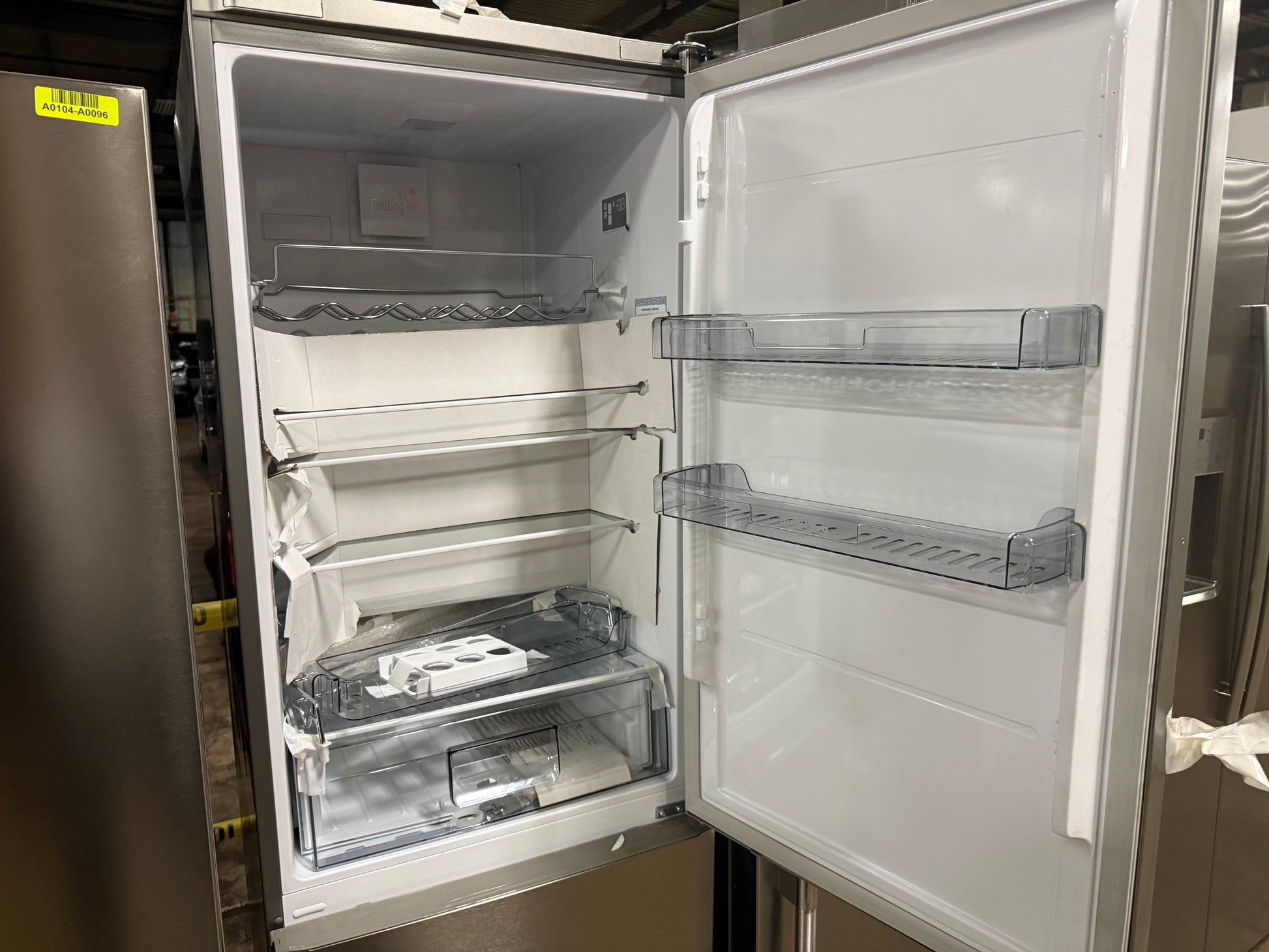 Blomberg 24" Stainless Steel Bottom Freezer Refrigerator