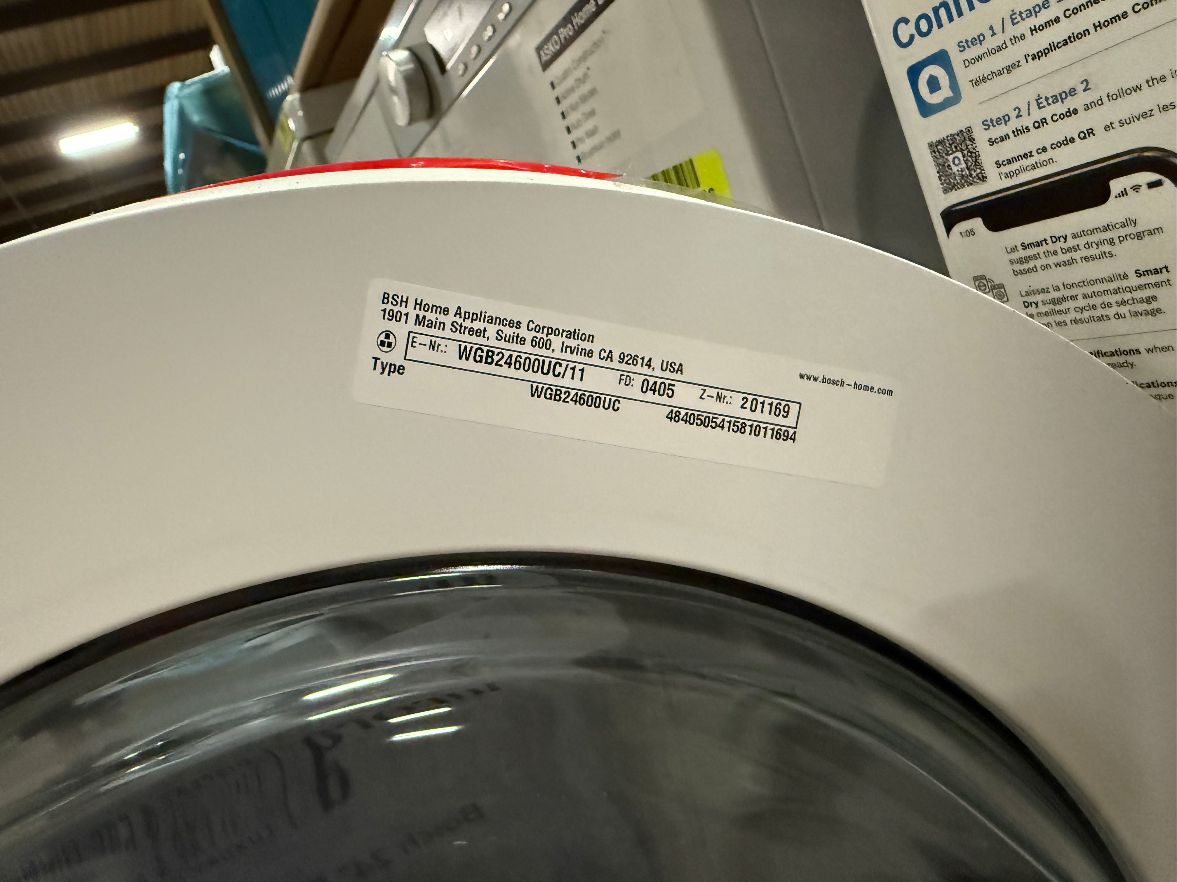 Bosch 500 Series WGB24600UC 24" White Front Load Washer