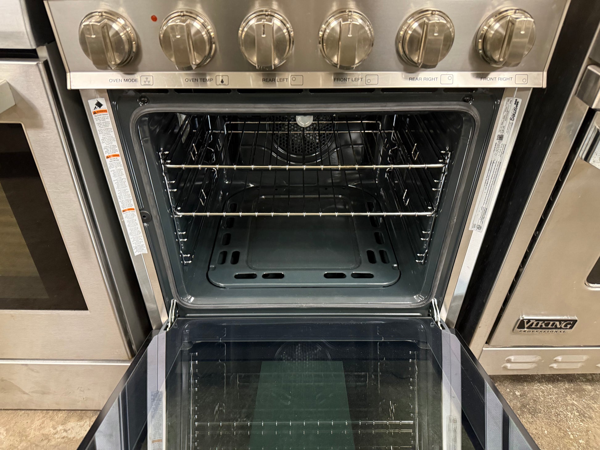 Smeg SPR24UGGX 24" Stainless Steel Freestanding Gas Range