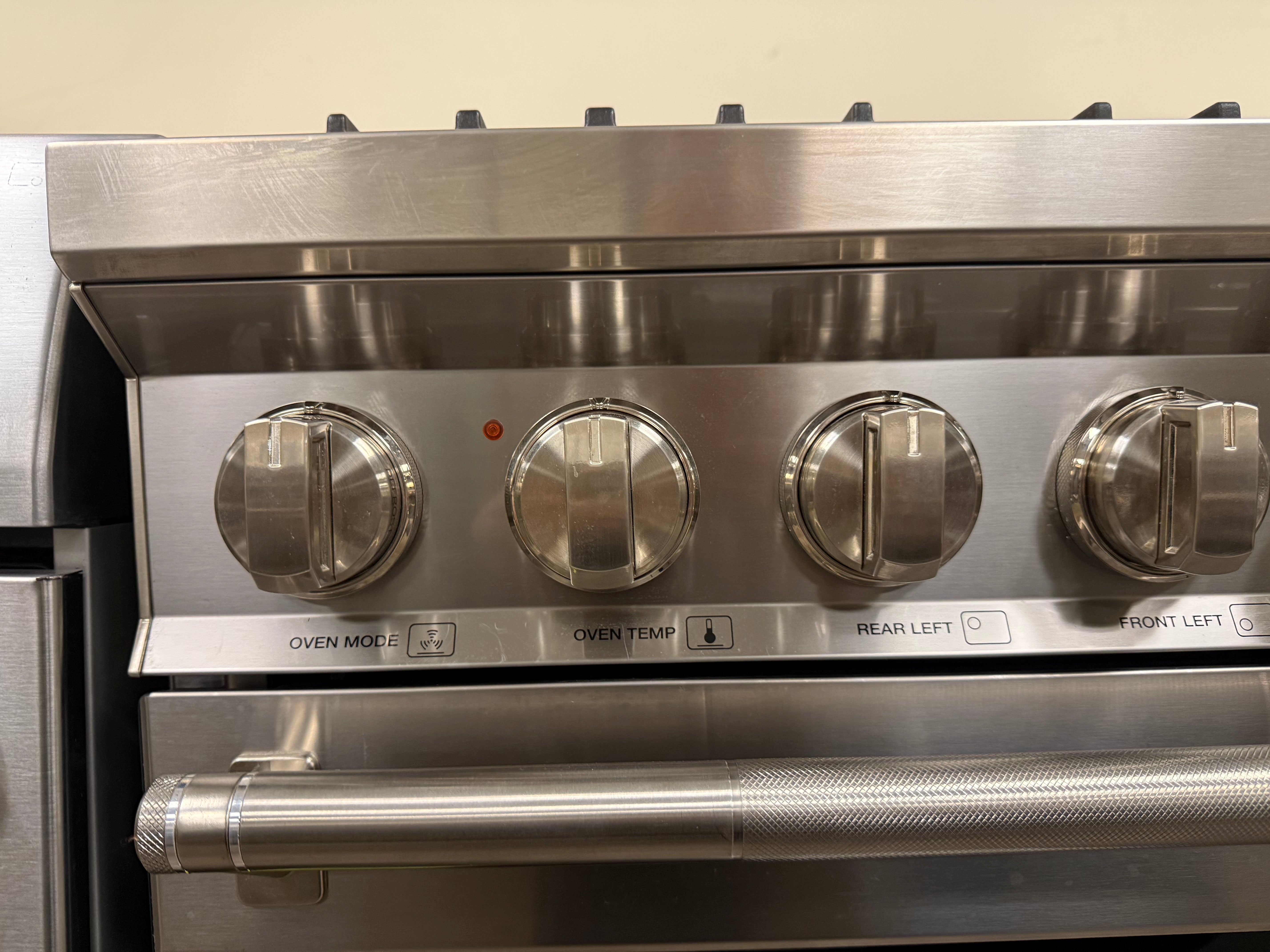 Smeg SPR24UGGX 24" Stainless Steel Freestanding Gas Range