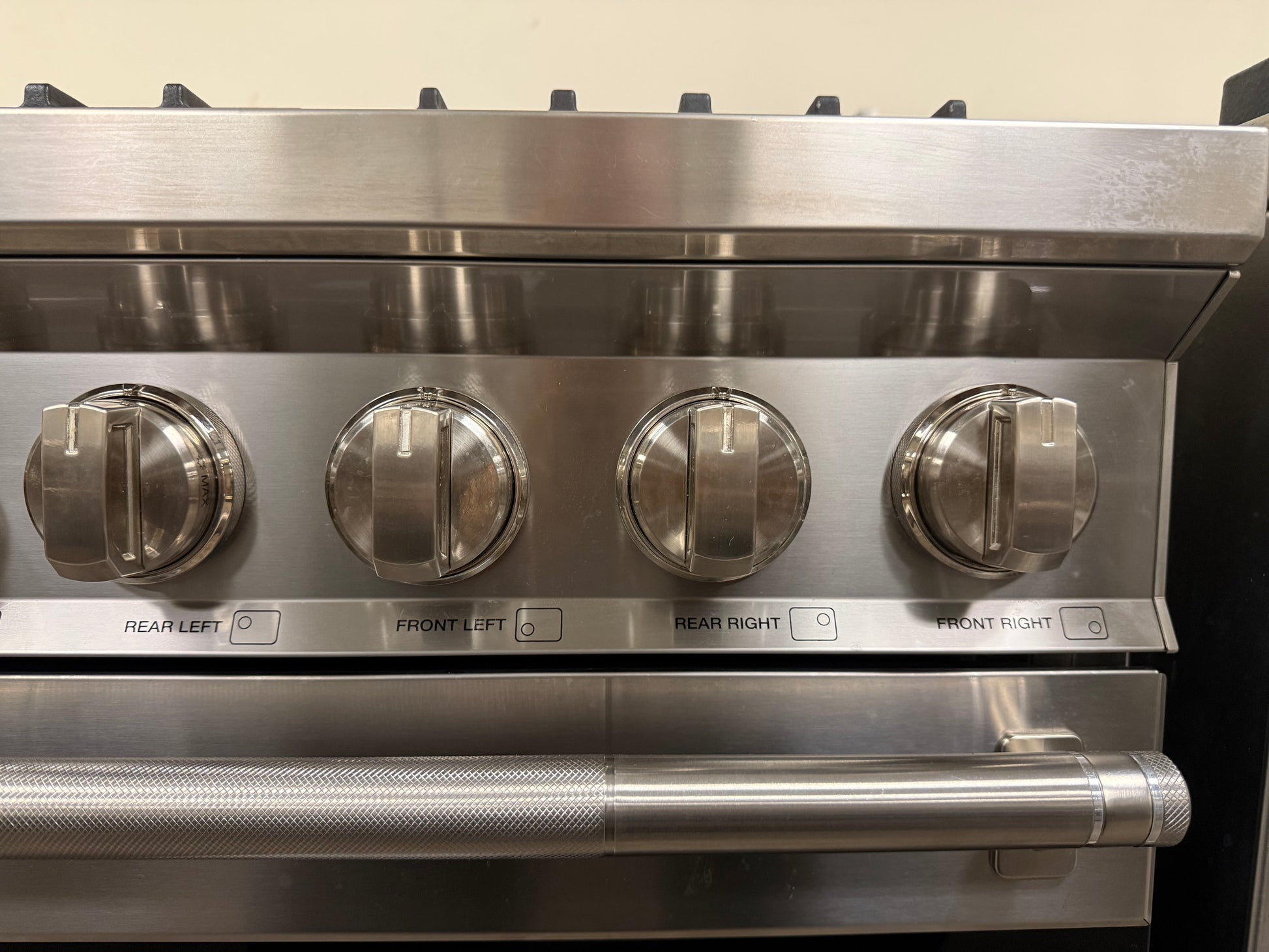 Smeg SPR24UGGX 24" Stainless Steel Freestanding Gas Range