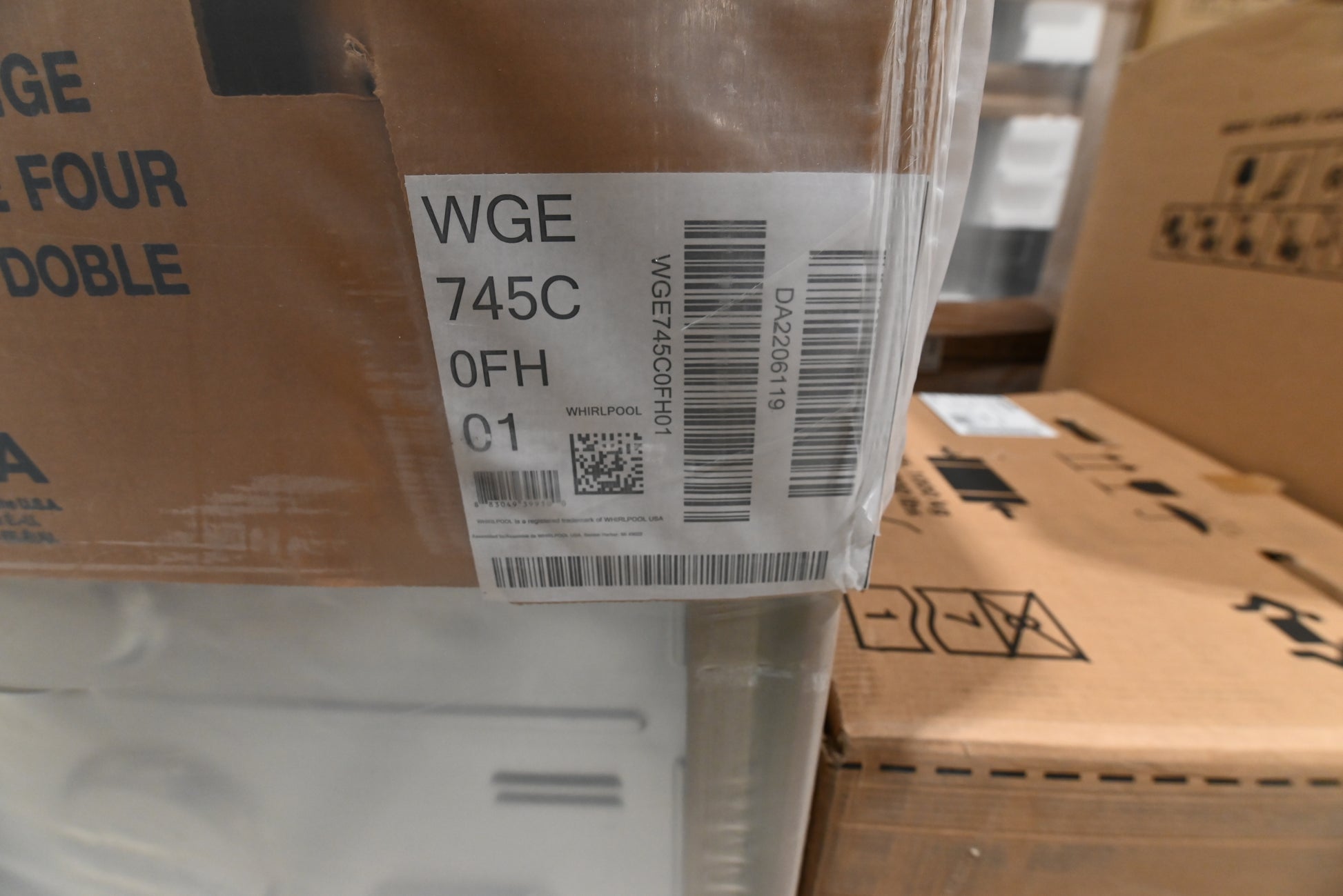 Whirpool WGE745SC0FS 30" Stainless Steel Electric Range