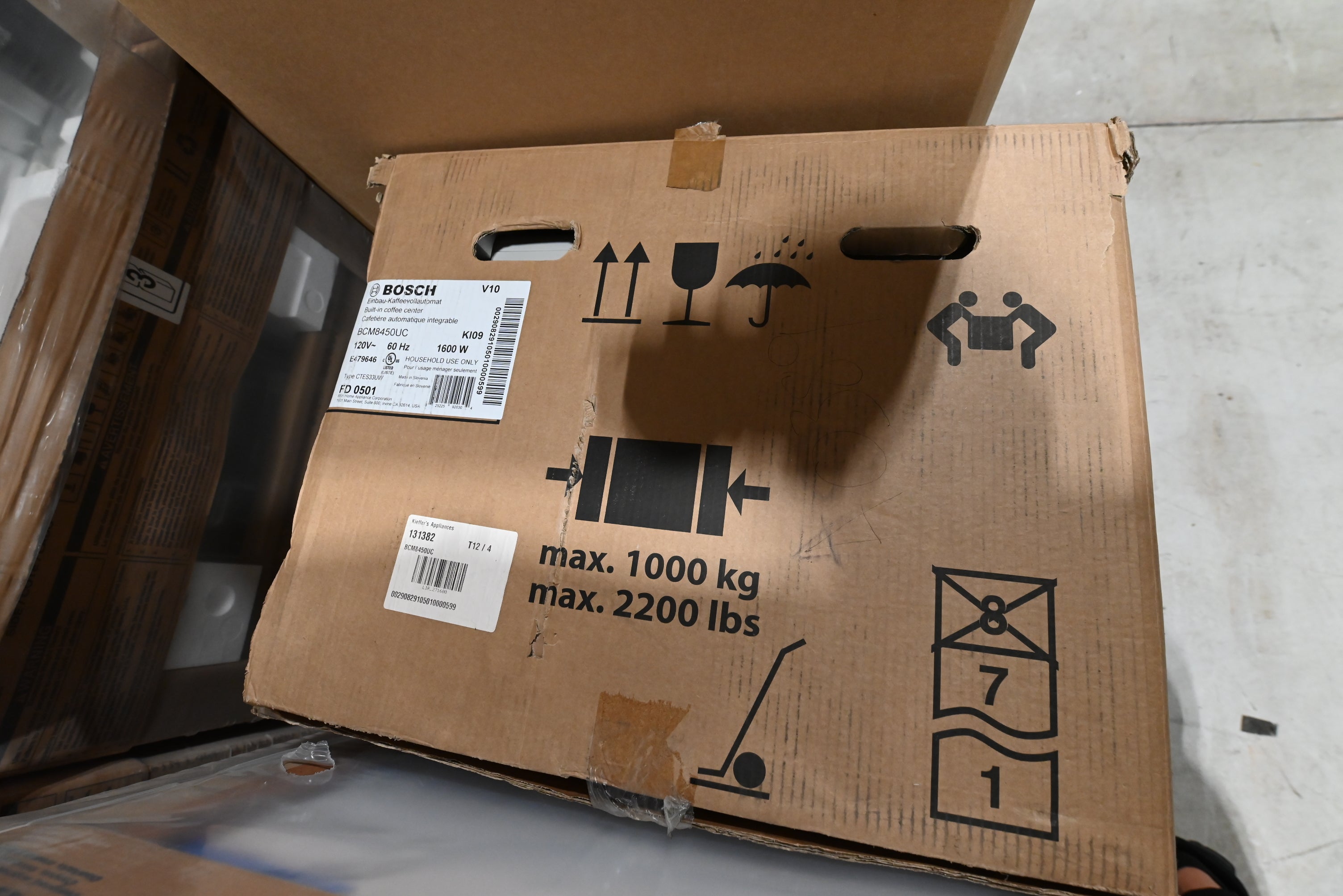 Bosch BCM8450UC 24" Smart Stainless Steel Built-in Coffee Machine