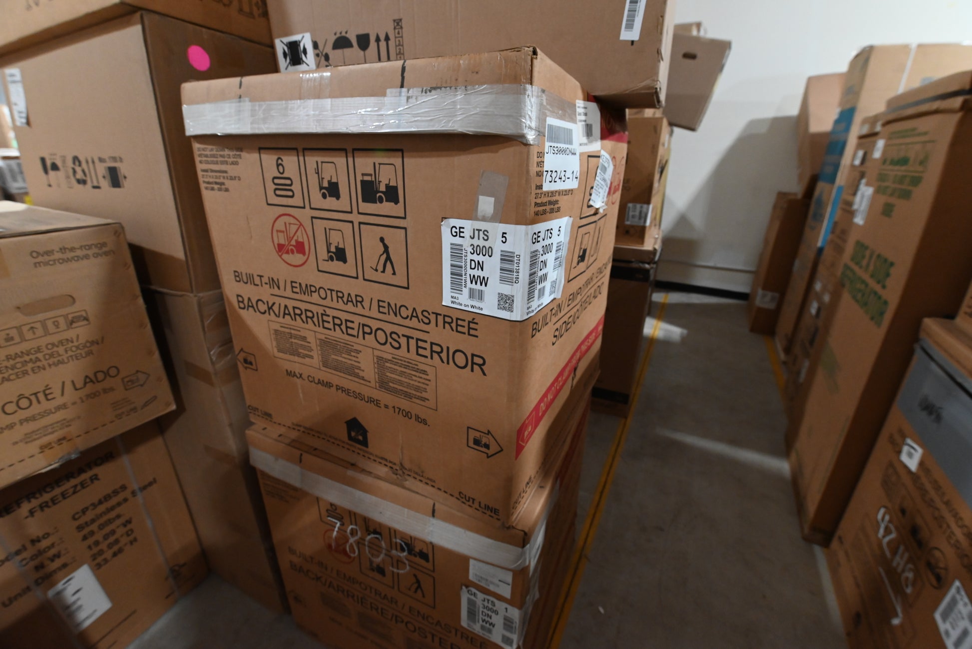 GE JTS3000DNWW 30" White Electric Single Wall Oven