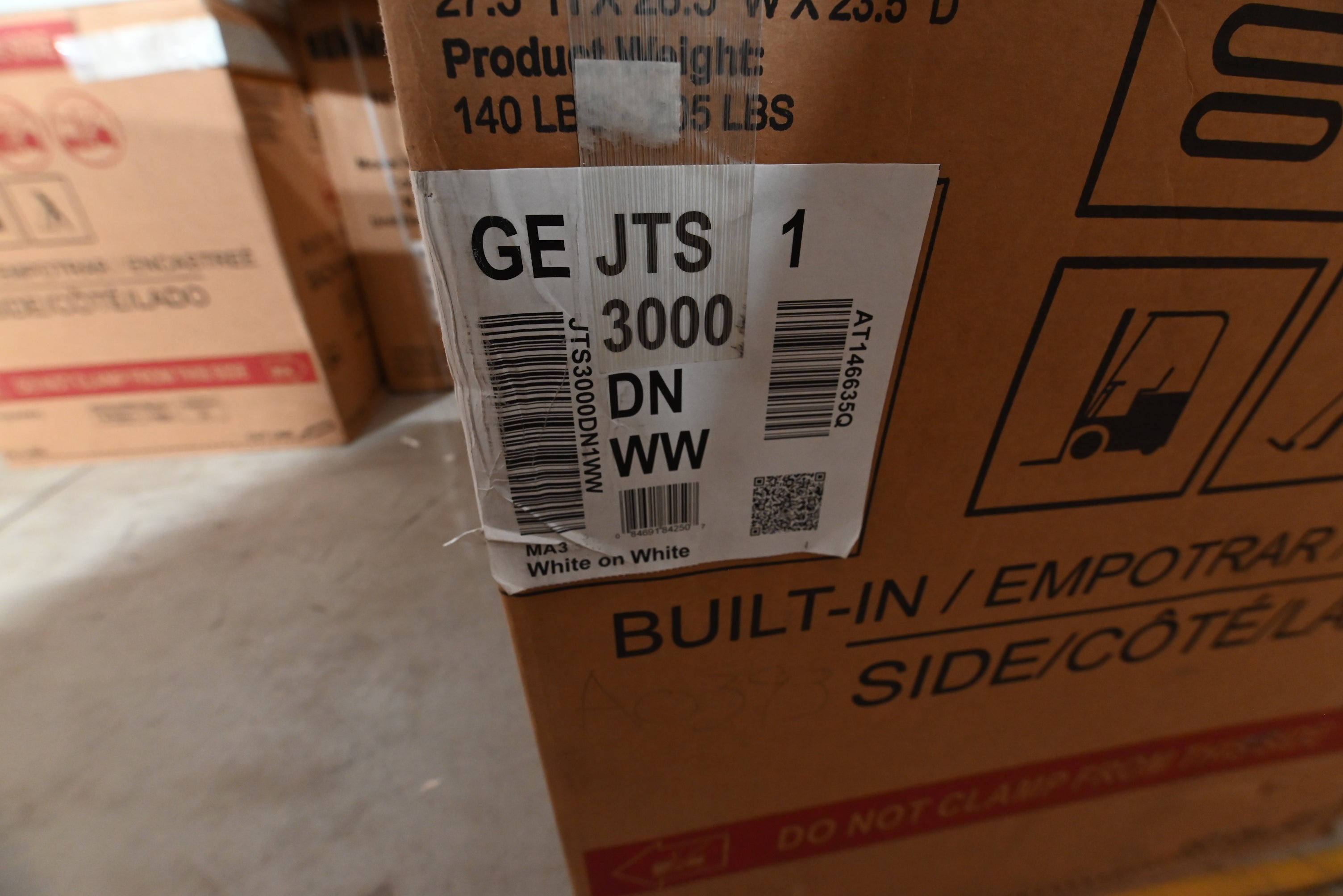 GE JTS3000DNWW 30" White Electric Single Wall Oven