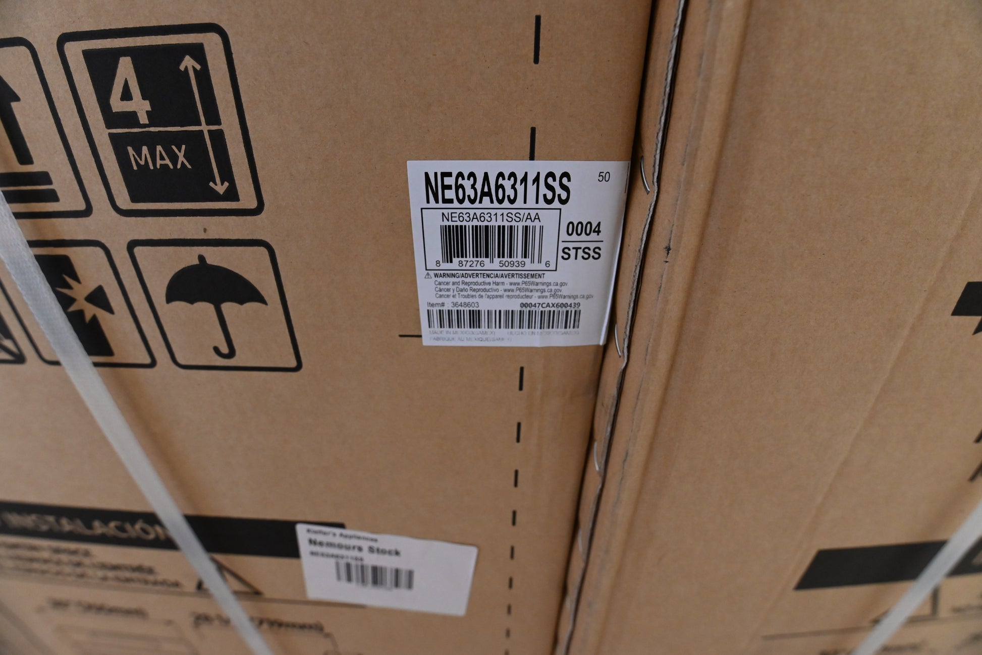 Samsung NE63A6311SS 30" Stainless Steel Freestanding Electric Smart Range