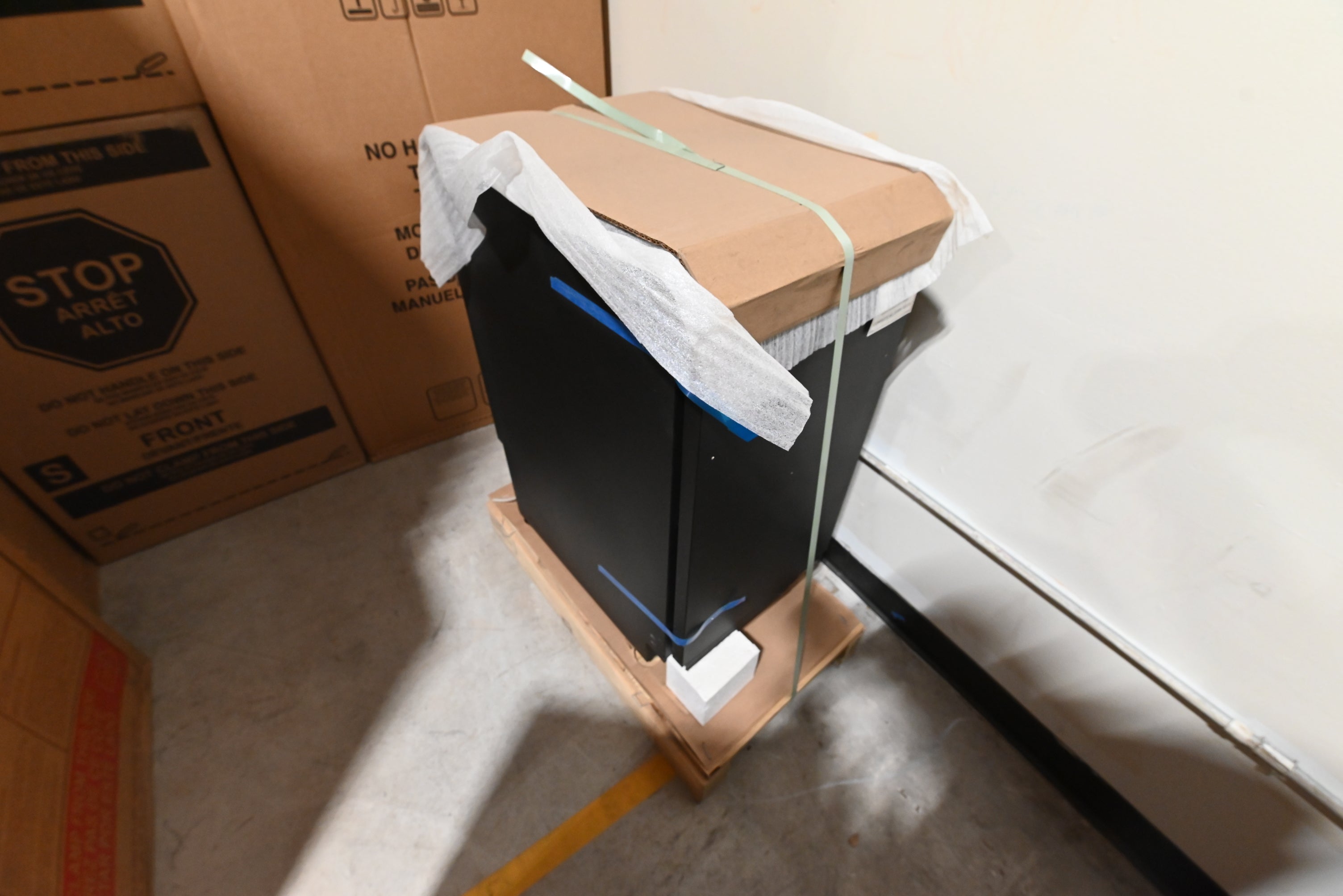 True Residential TUIADA-15-RS-A0 15" Panel Ready Undercounter Clear Ice Maker