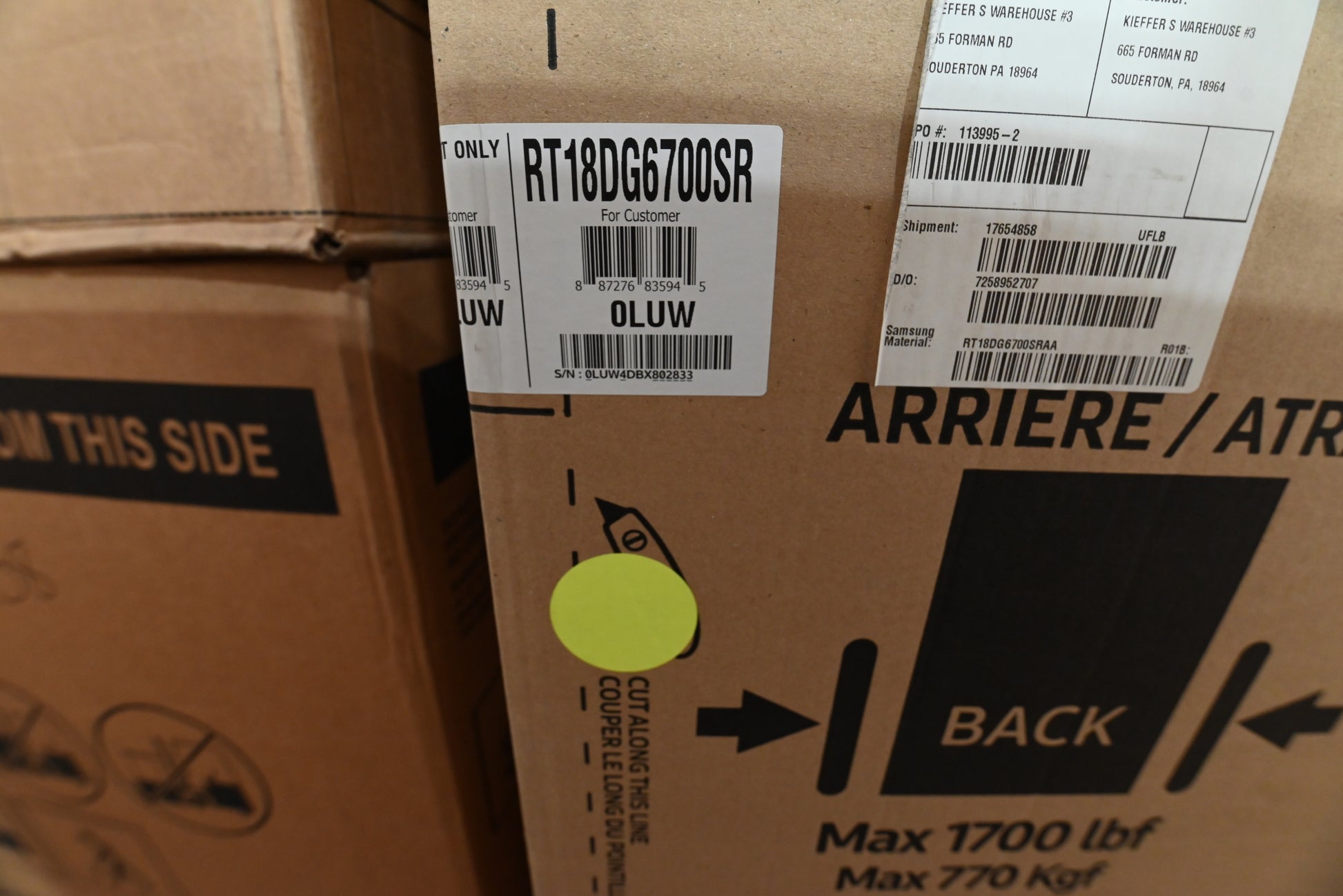 Samsung RT18DG6700SR 29" Stainless Steel Freestanding Smart Top Freezer Refrigerator