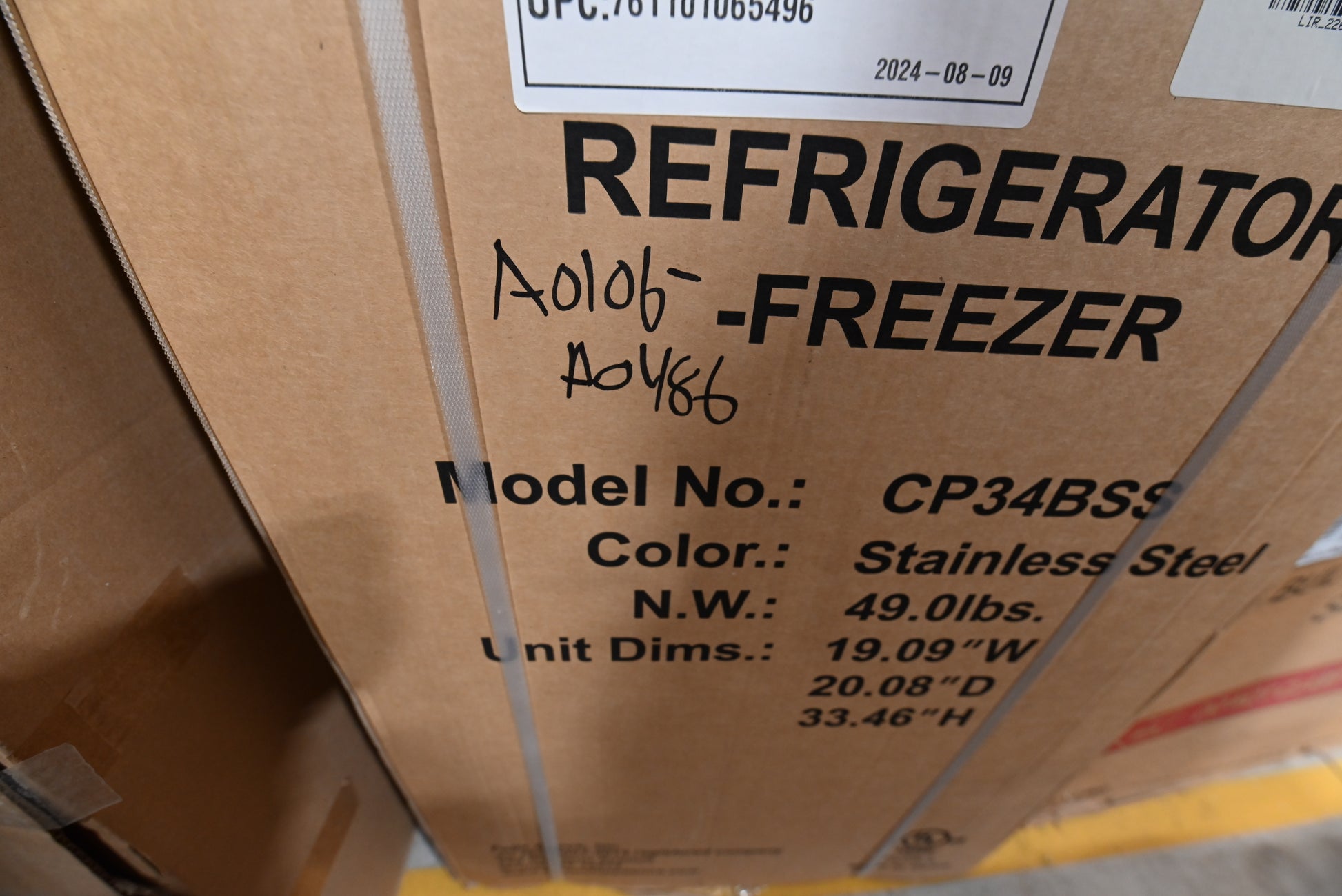 Summit CP34BSS 19" Stainless Steel Top Freezer Refrigerator