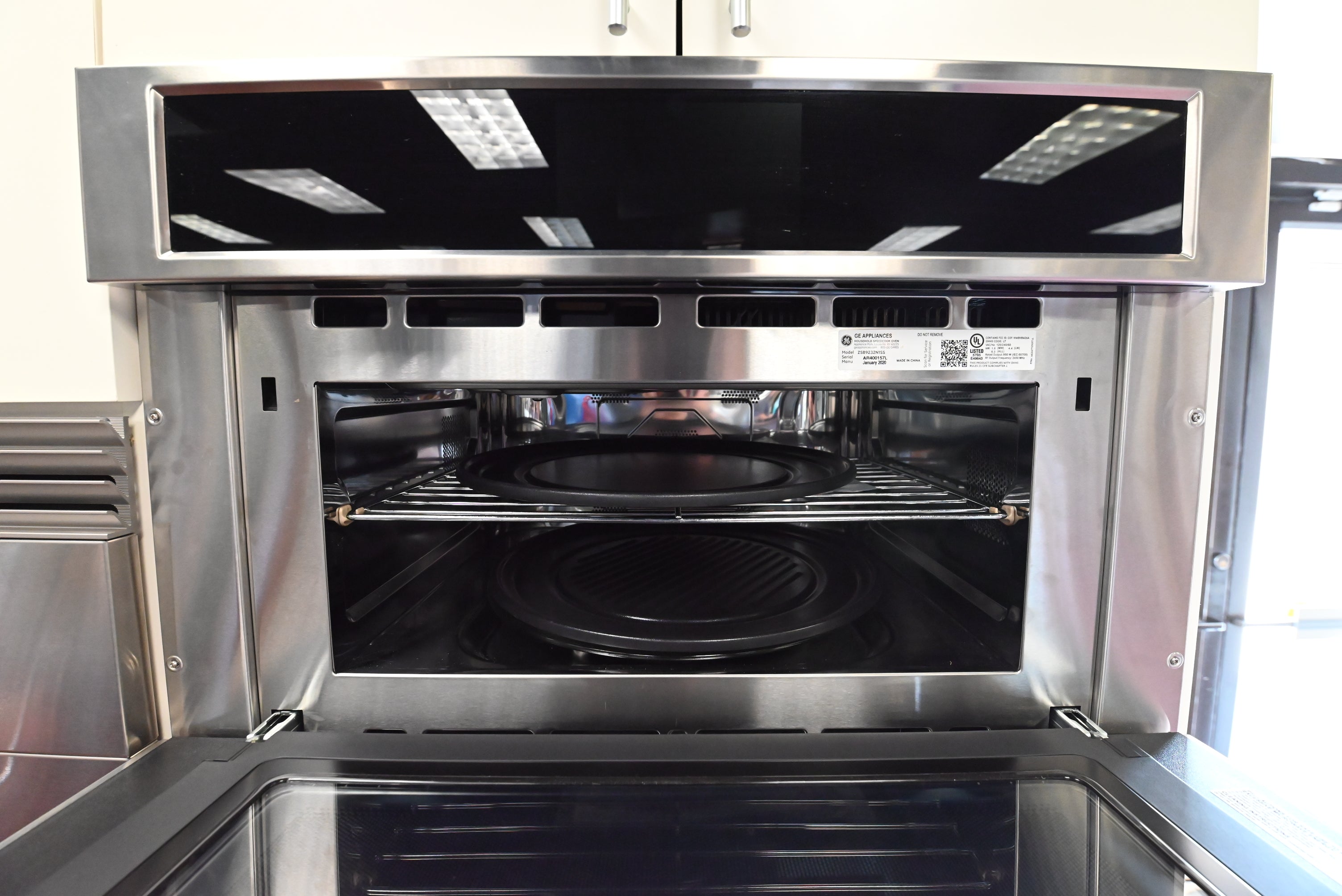 Monogram ZSB9232NSS 30" Stainless Steel 5-in-1 Single Wall Oven with Advantium