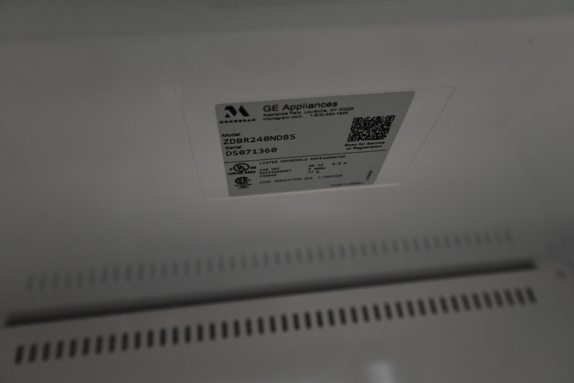 Monogram ZDBR240NDBS 24" Stainless Steel Beverage Center