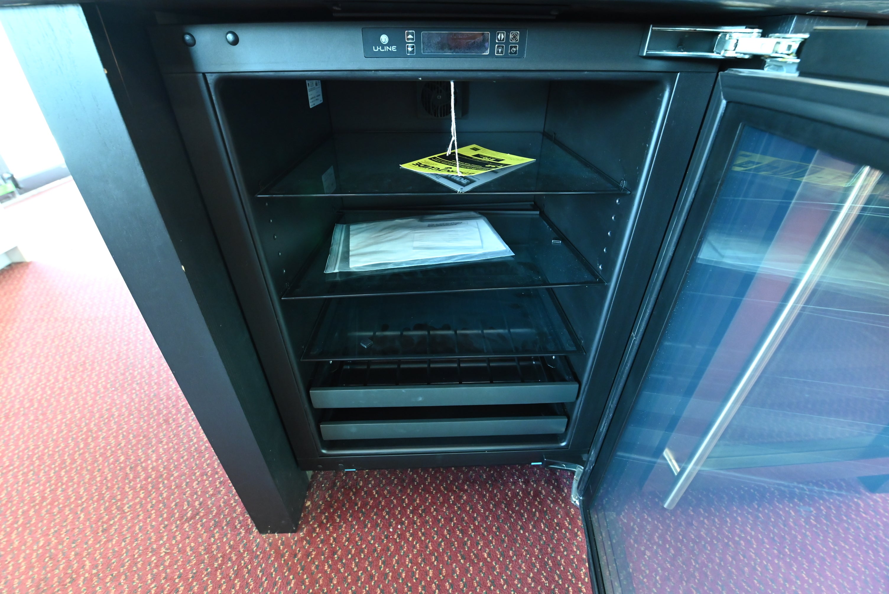 U-Line U-3024BEVINT-00B 24" Panel Ready Beverage Center