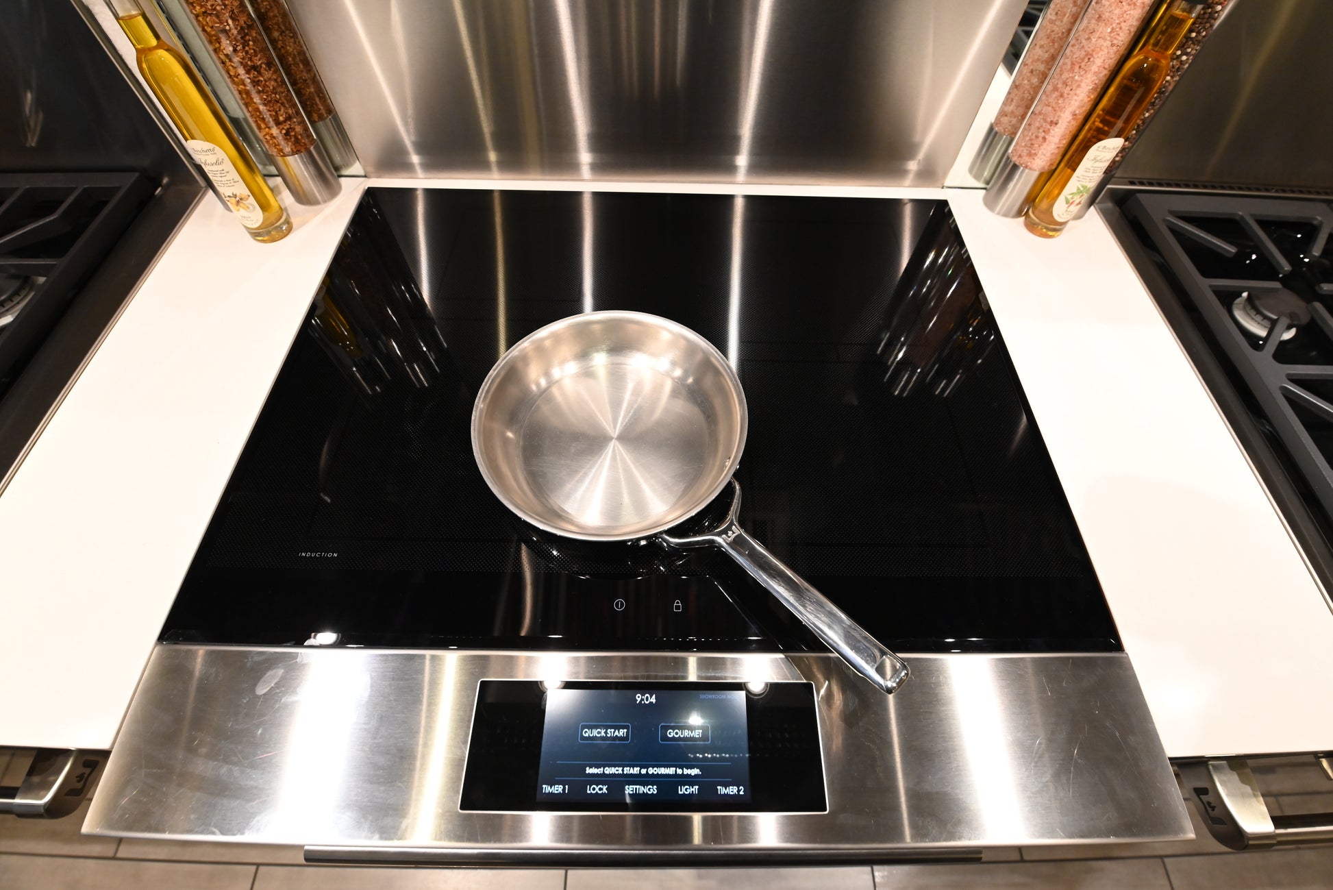 Wolf IR30450/S/T 30" Stainless Steel Induction Range