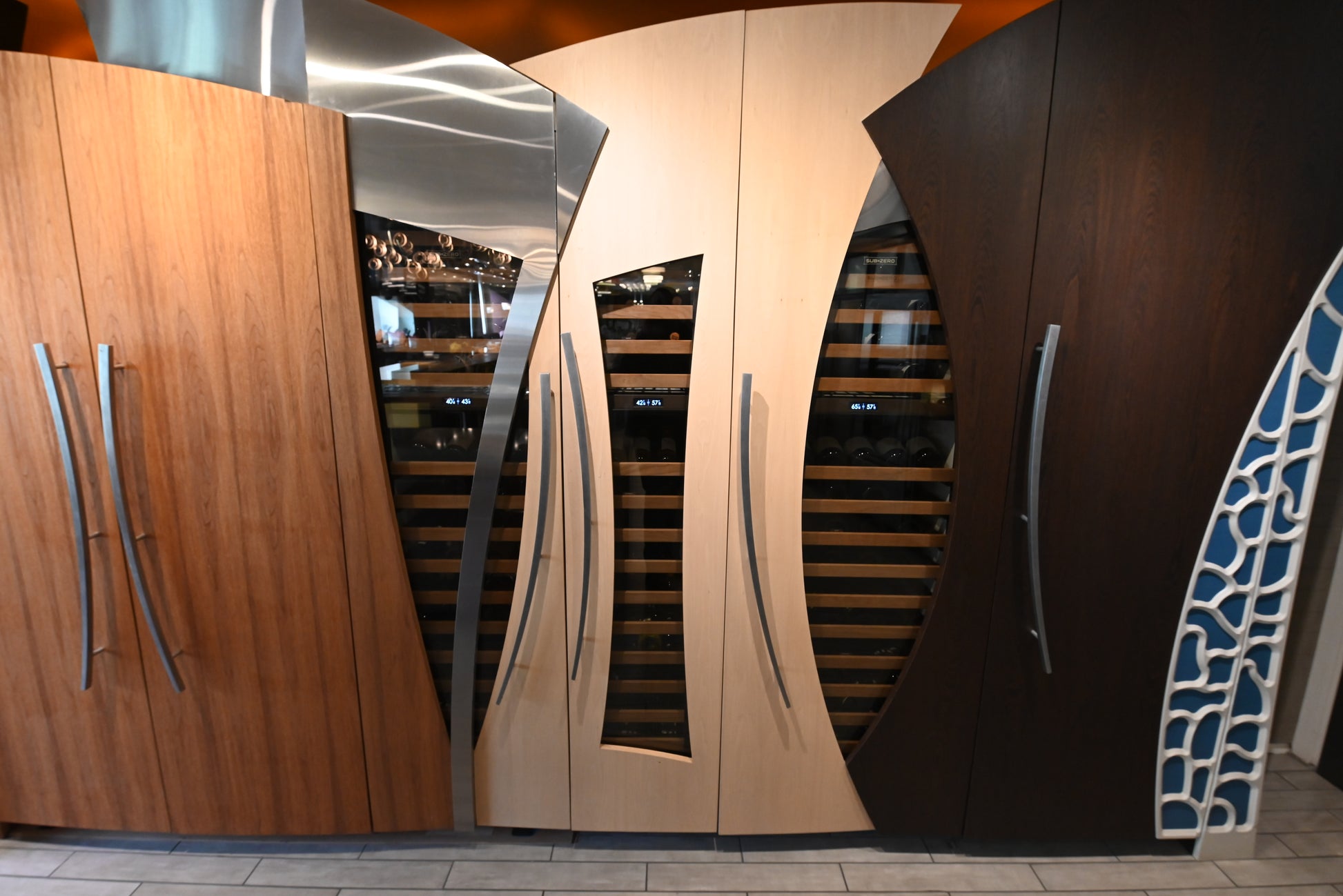 Sub-Zero Certified DEC1850W/H 18" Panel Ready Dual Zone Wine Cooler