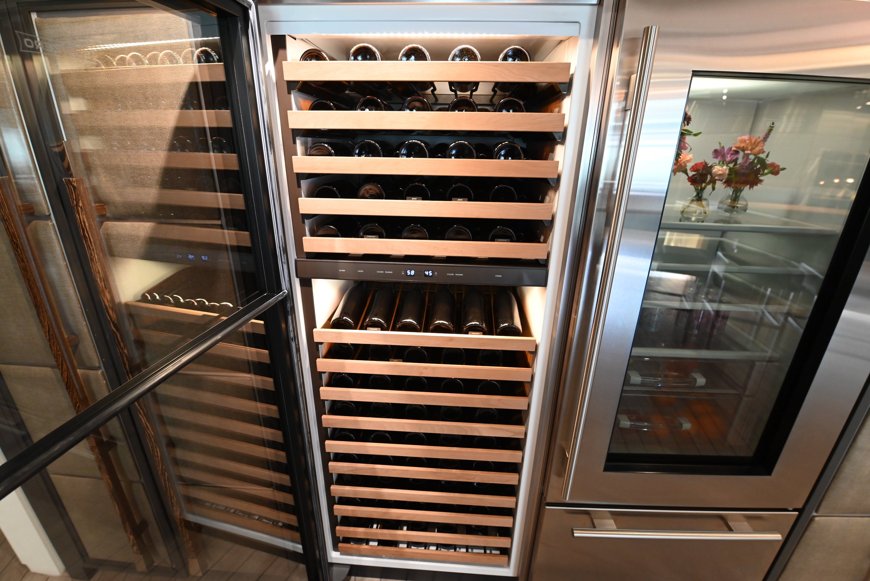 Sub-Zero BW-30/0 Dual Zone Wine Cooler – Aurora Circ