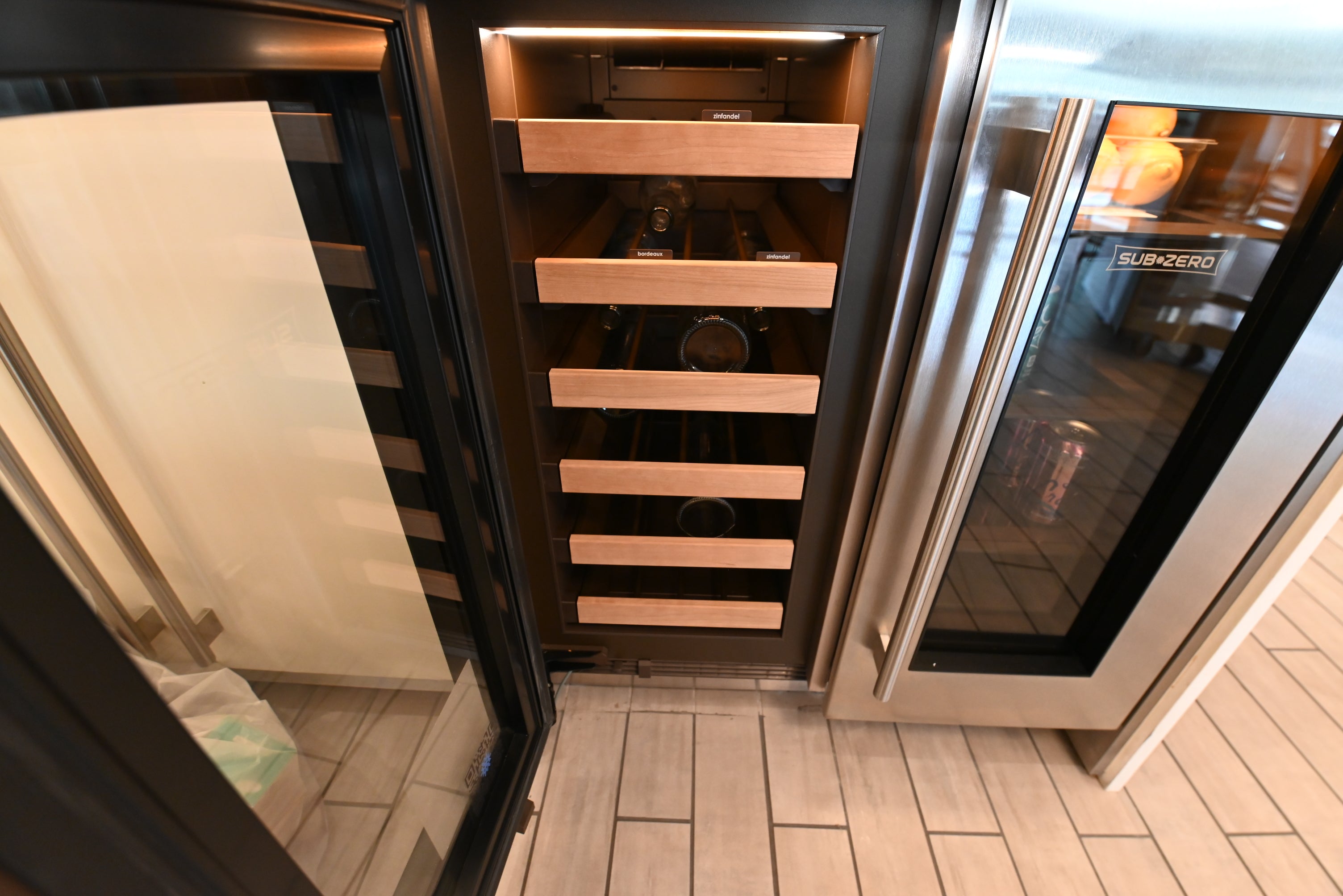 Sub-Zero Certified DEU1550W/L 15" Stainless Steel Paneled Single Zone Wine Cooler