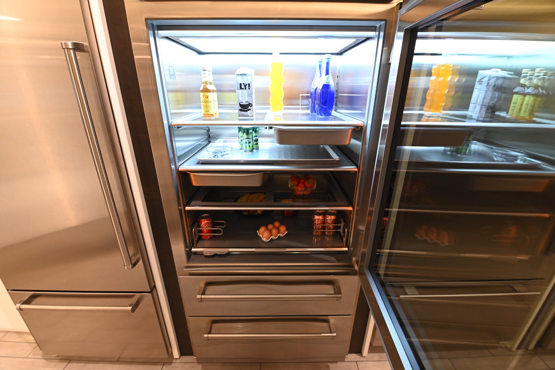 Sub-Zero Certified PRO3650G 36" Stainless Steel Bottom Freezer Refrigerator