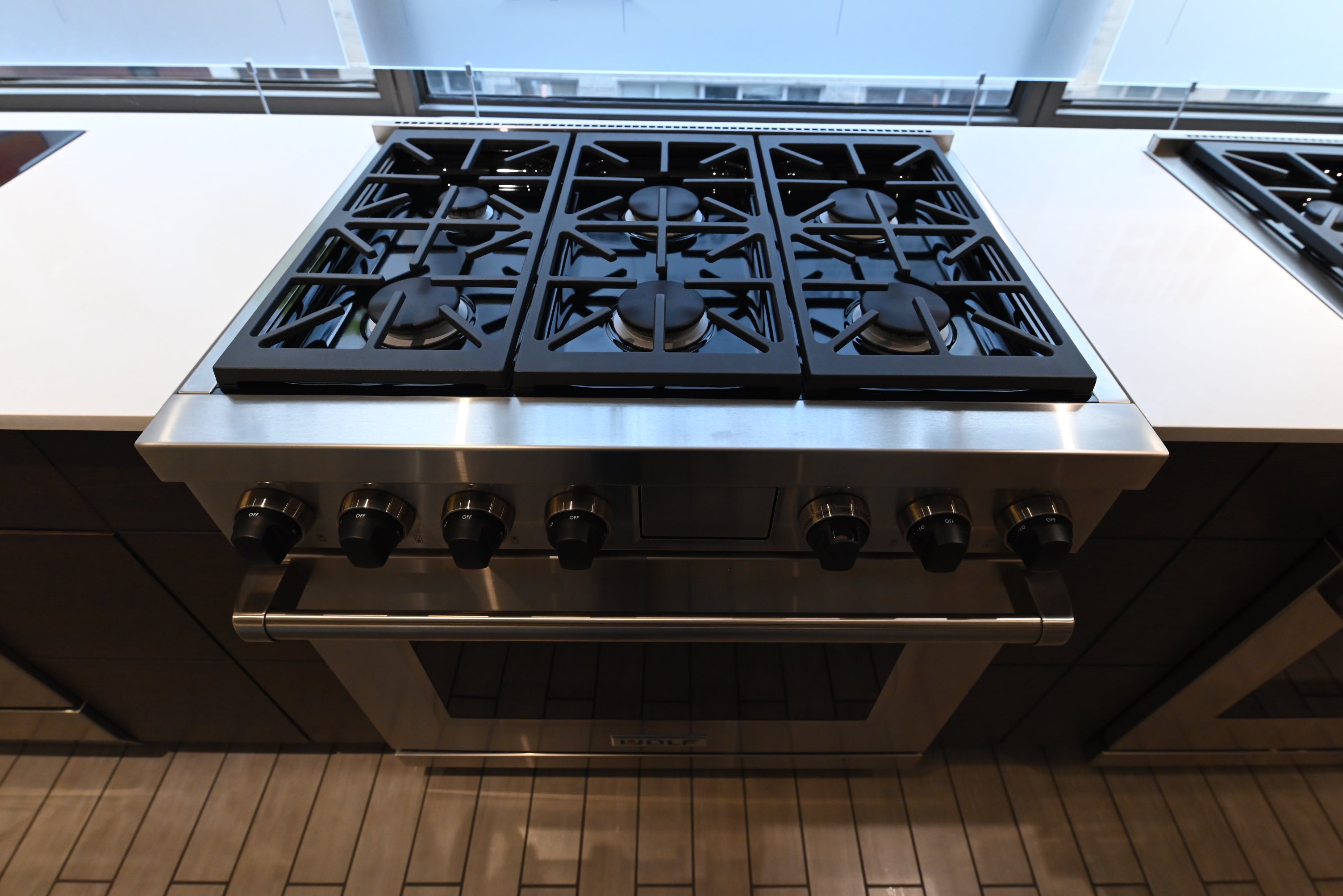 Wolf Certified DF36650/S/P 36" Stainless Steel Dual Fuel Range