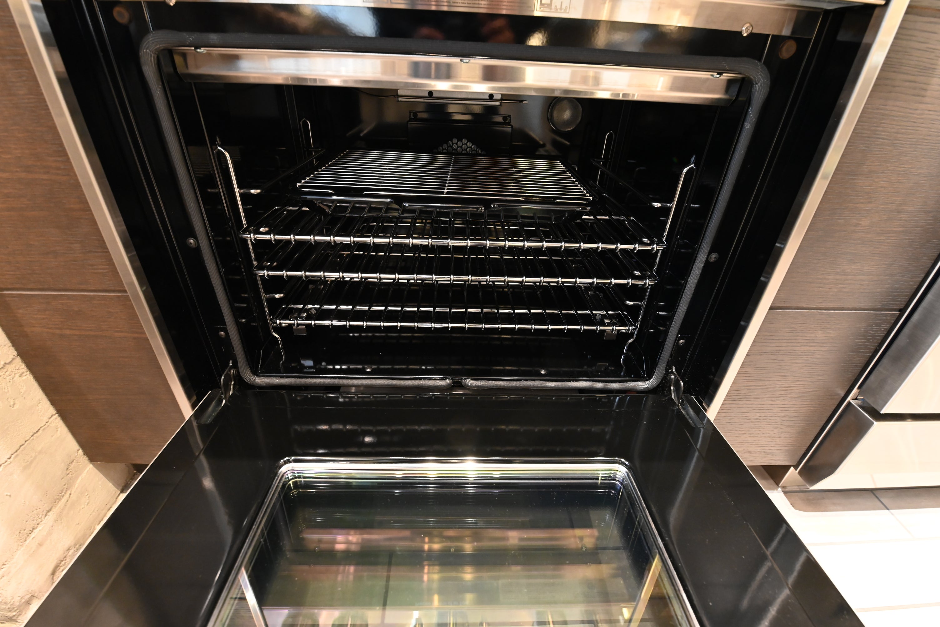 Wolf Certified GR304 30" Stainless Steel Pro-Style Gas Range