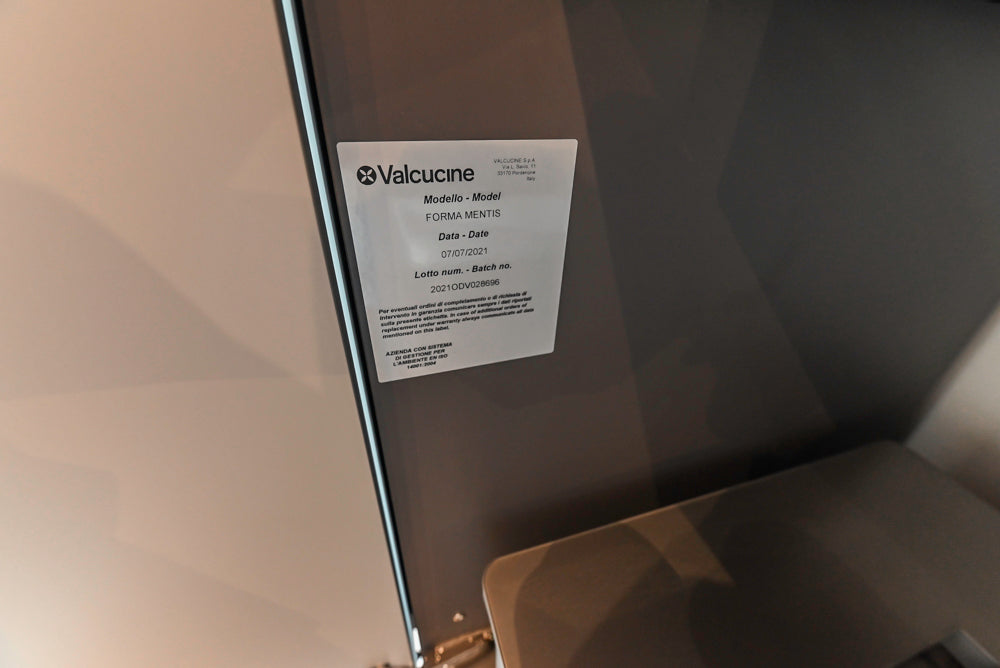 Valcucine Venture: Forma Mentis Modern Kitchen with Genius Loci Island