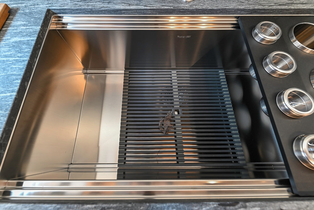 Valcucine Venture: Forma Mentis Modern Kitchen with Genius Loci Island