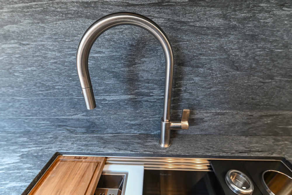 Valcucine Venture: Forma Mentis Modern Kitchen with Genius Loci Island