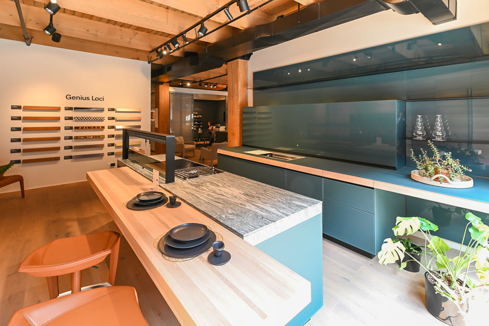 Valcucine Green Tea Glass Modern Showroom Kitchen with Island and Luxury Appliances