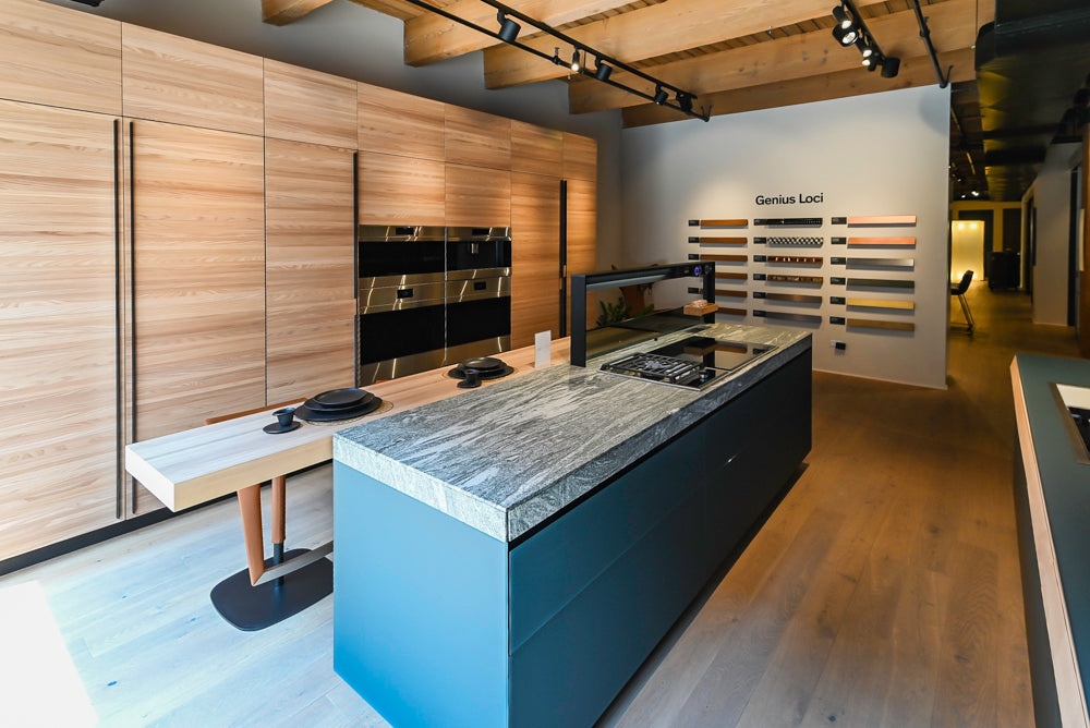 Valcucine Green Tea Glass Modern Showroom Kitchen with Island and Luxury Appliances
