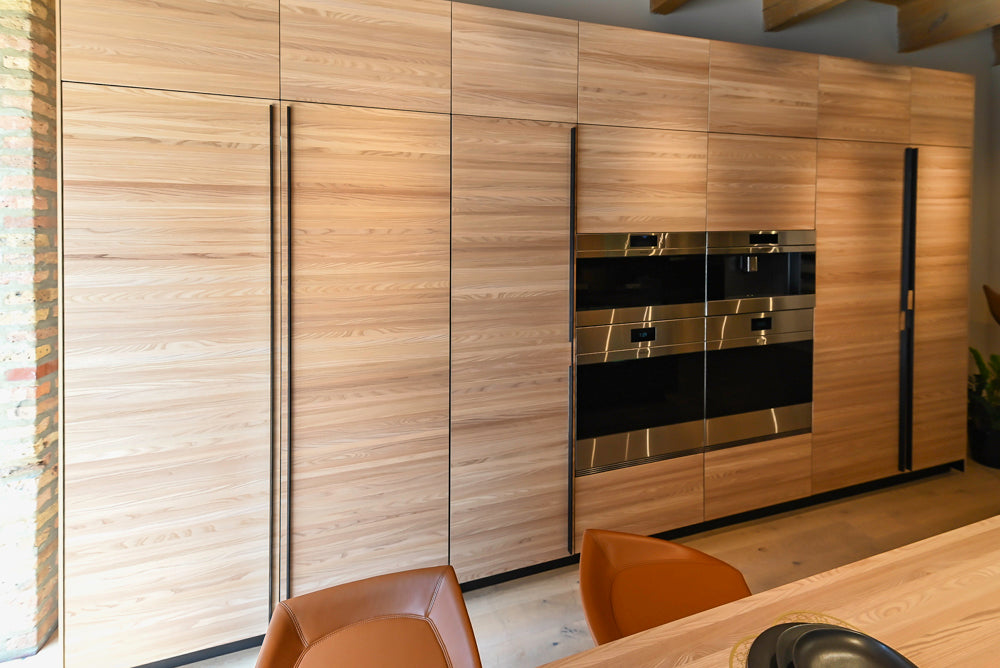 Valcucine Green Tea Glass Modern Showroom Kitchen with Island and Luxury Appliances