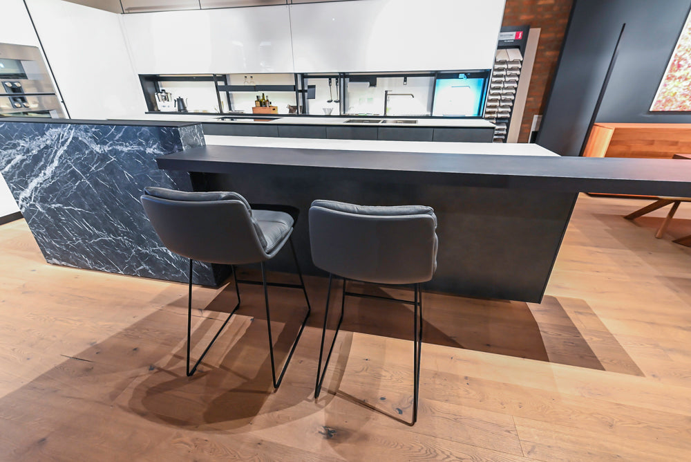Valcucine Venture: Artematica Modern Kitchen with Island & Gaggenau Appliances