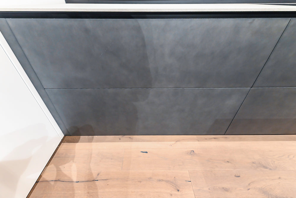 Valcucine Venture: Artematica Modern Kitchen with Island & Gaggenau Appliances