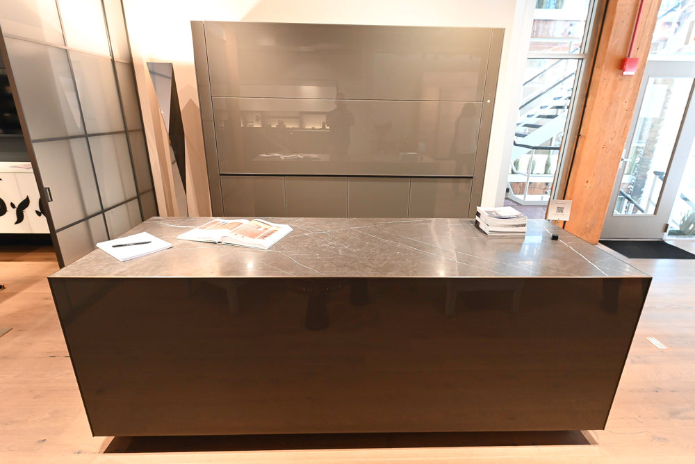 Valcucine Logica Celata Wet Bar with Artematica Soft Island