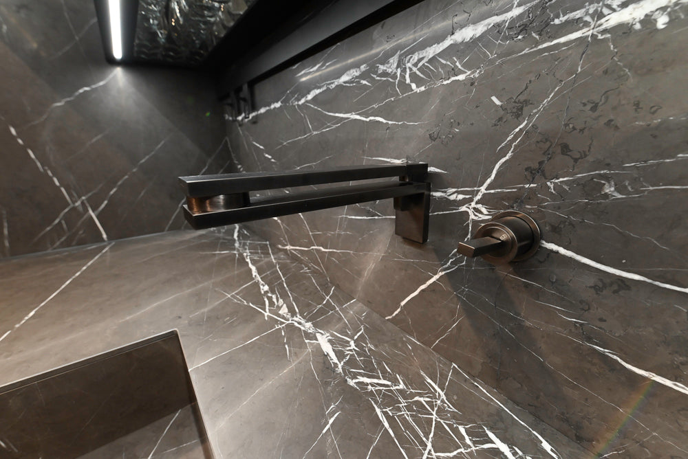 Valcucine Logica Celata Wet Bar with Artematica Soft Island