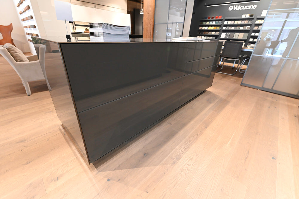 Valcucine Logica Celata Wet Bar with Artematica Soft Island