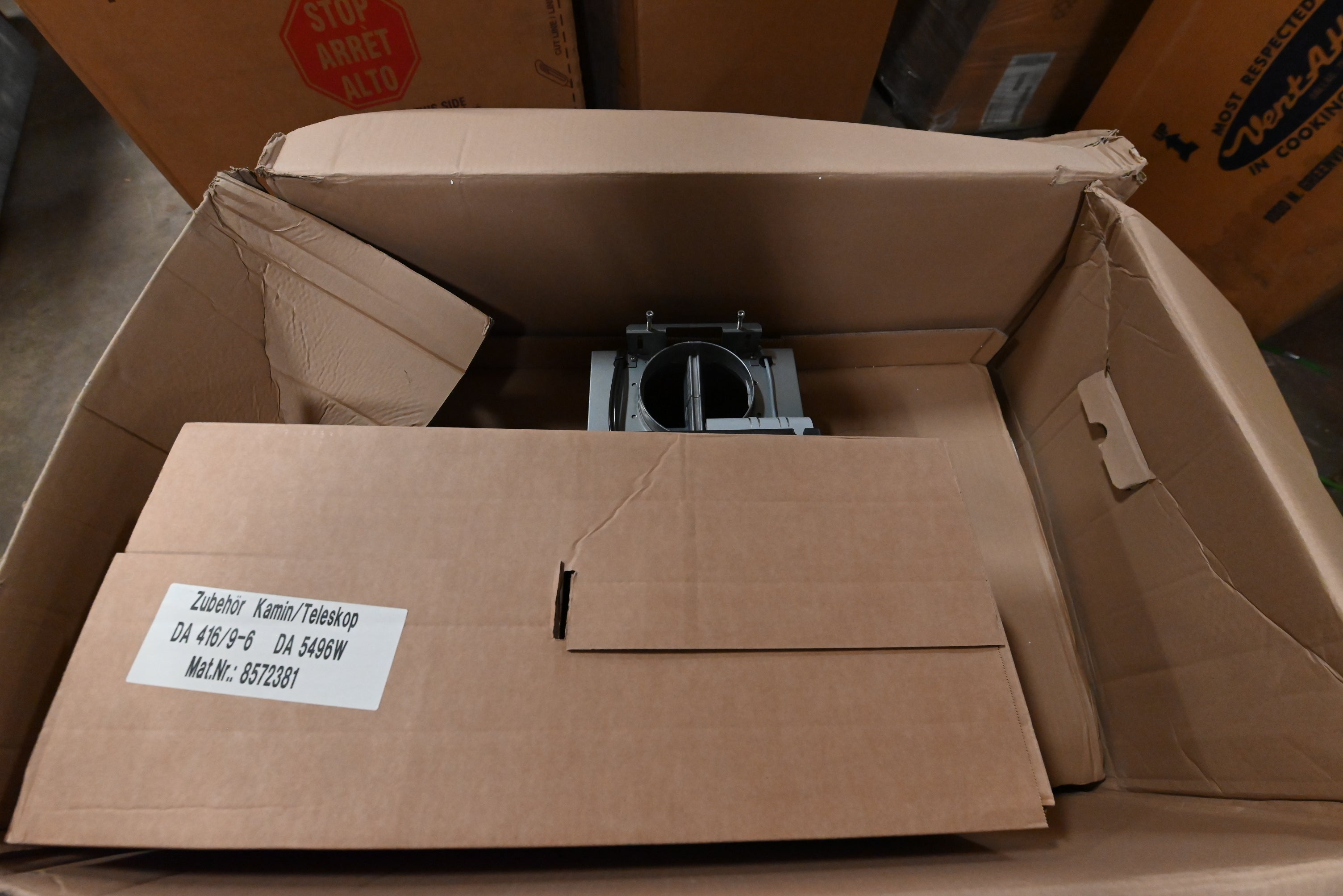 Miele PUR 98 W 36" Stainless Steel Chimney Wall Mount Hood