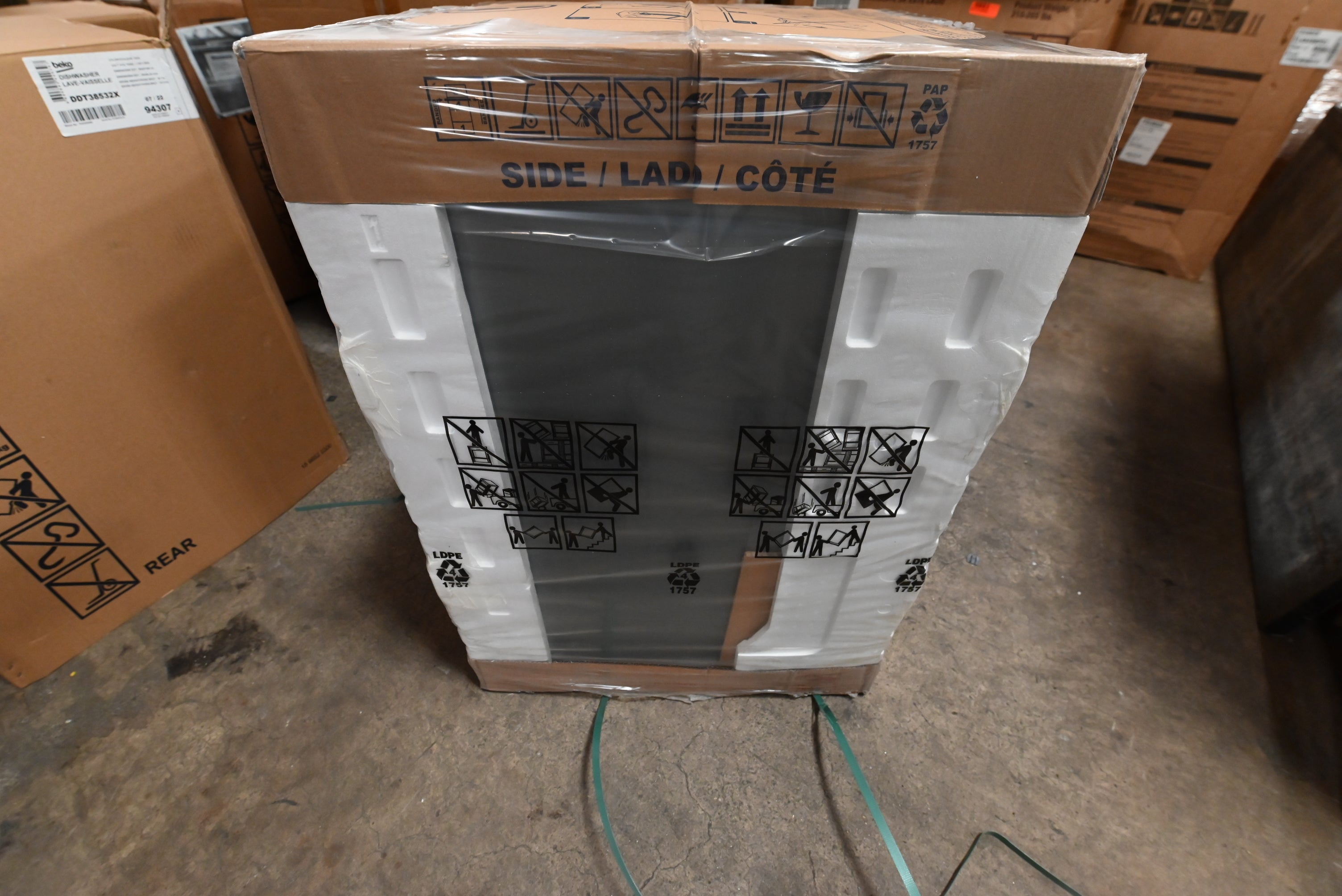 Beko DDT38532X 24" Stainless Steel Dishwasher