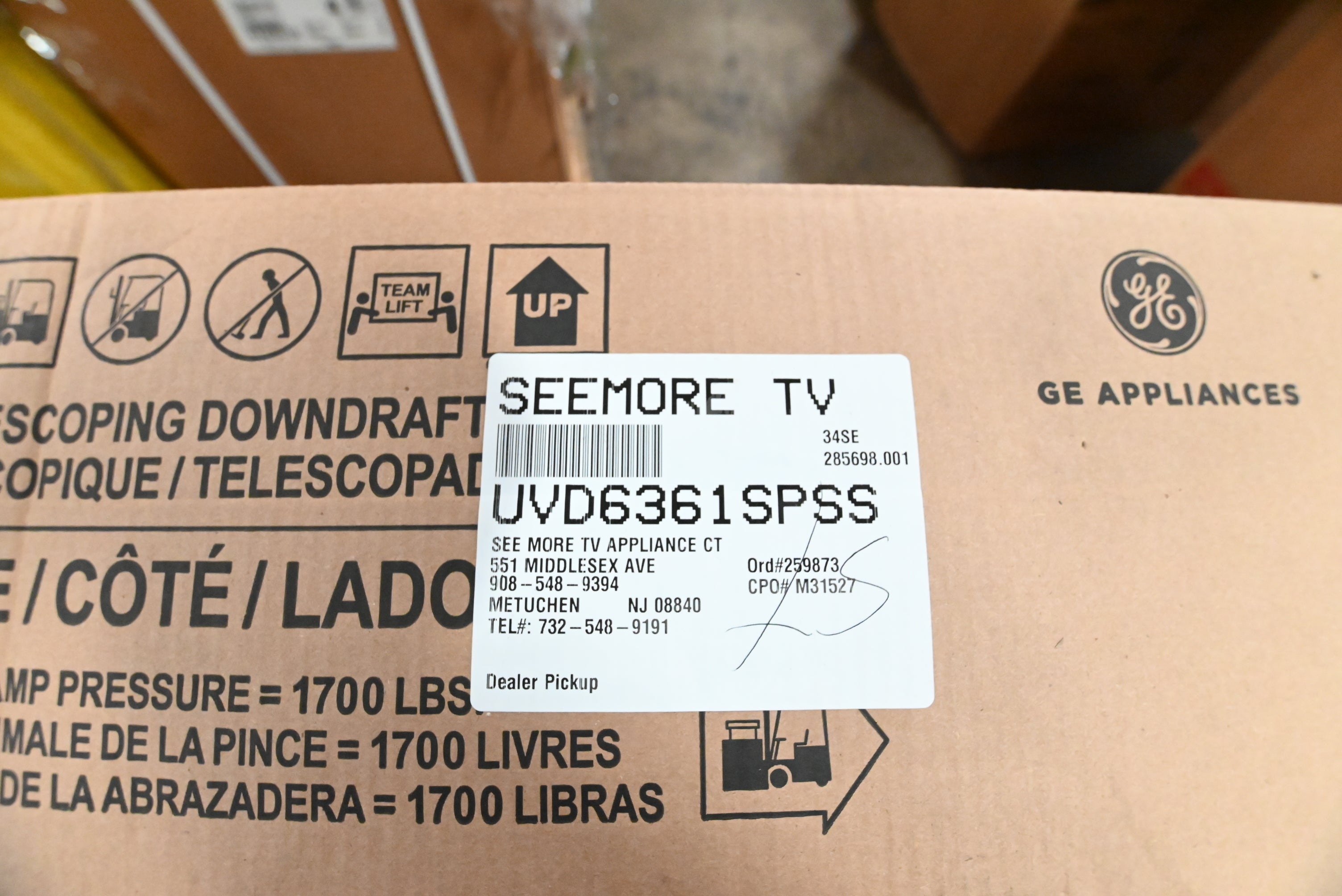 GE UVD6361SPSS 36" Stainless Steel Telescopic Downdraft