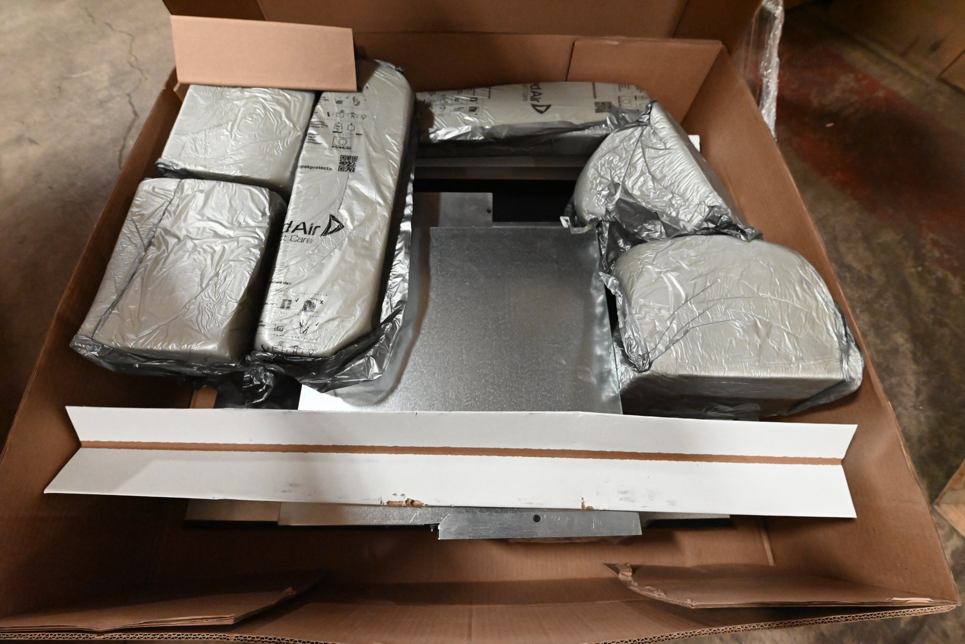 GE UVD6361SPSS 36" Stainless Steel Telescopic Downdraft