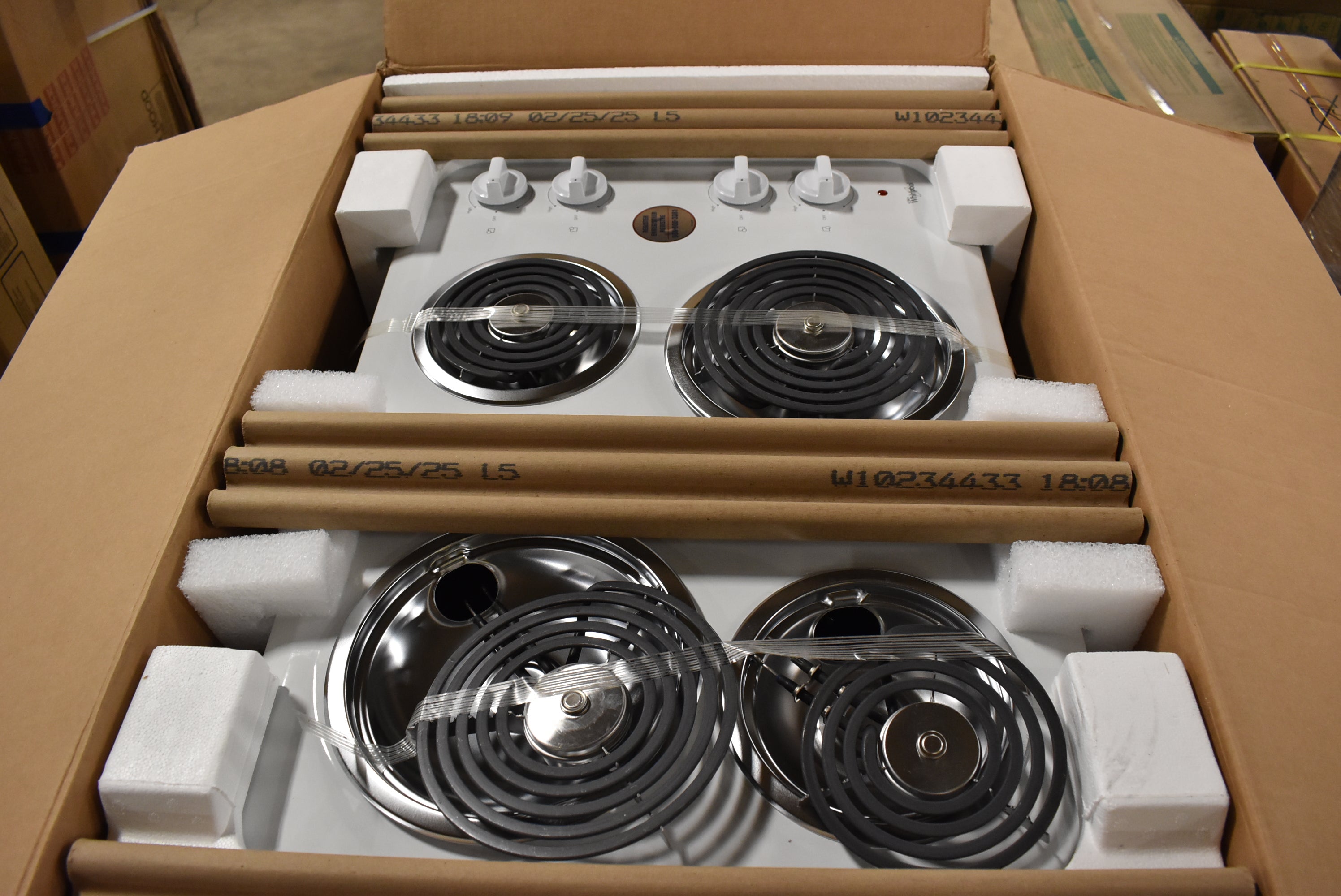 Whirlpool WCC31430AW 30" White Electric Coil Cooktop