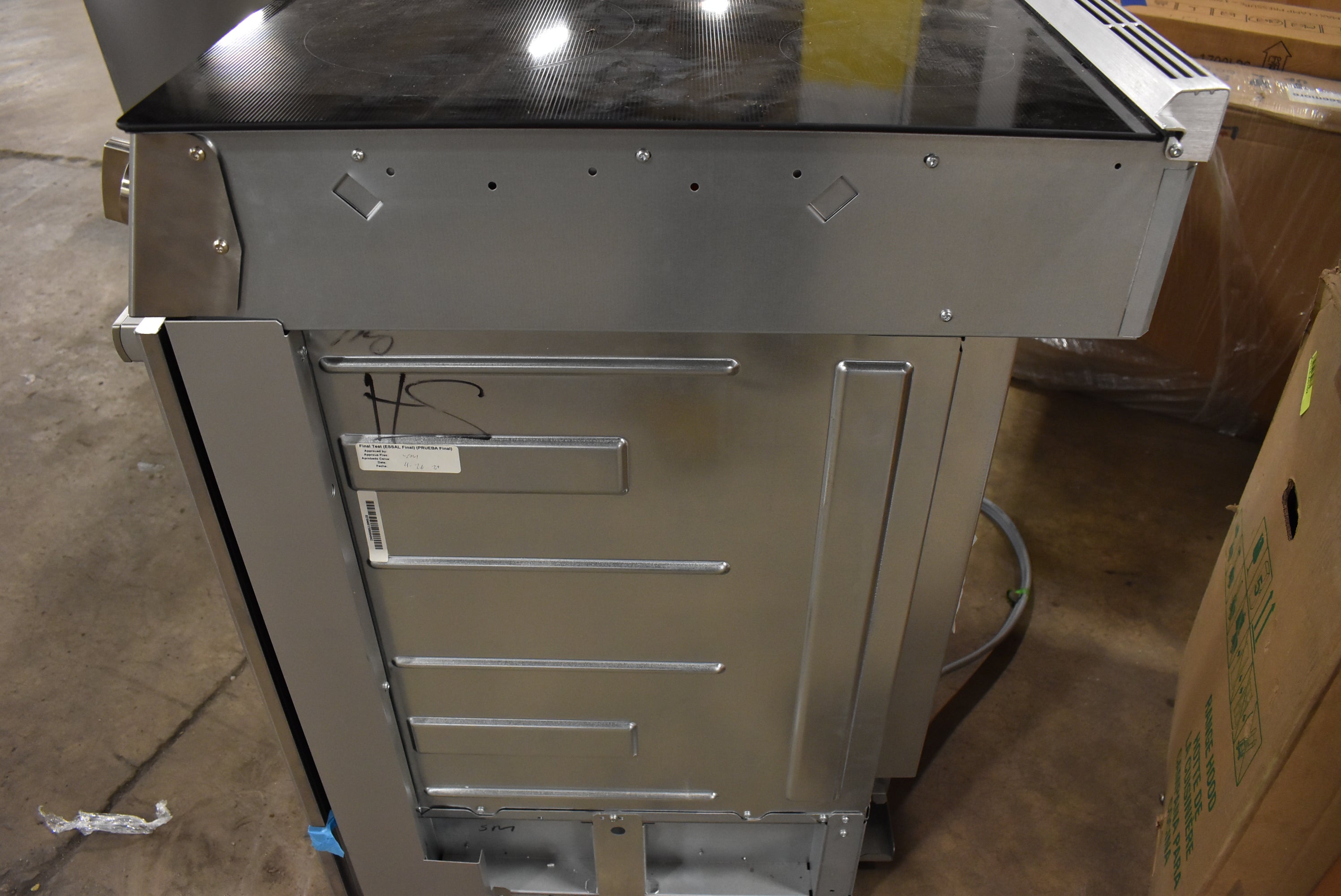 Bosch 800 Series HEI8056U 30" Stainless Steel Electric Slide-in Range