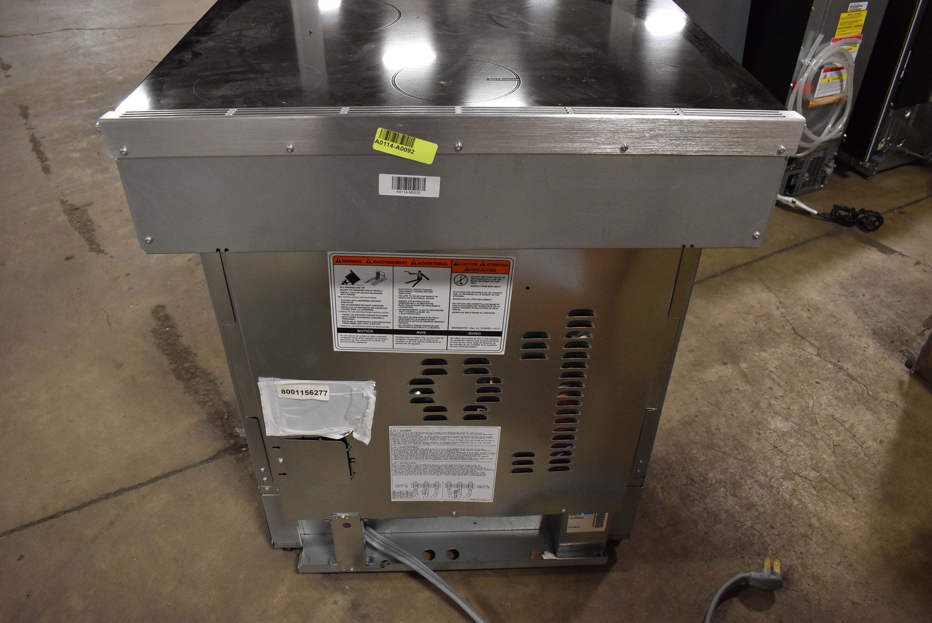 Bosch 800 Series HEI8056U 30" Stainless Steel Electric Slide-in Range