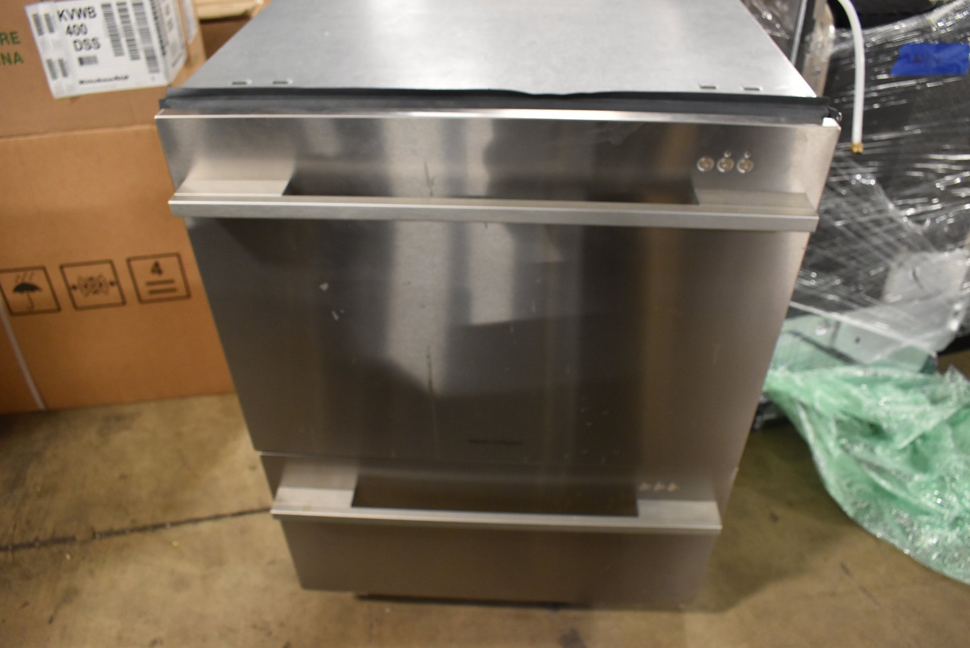 Fisher and Paykel 24 inch tall contemporary double DishDrawer dishwasher