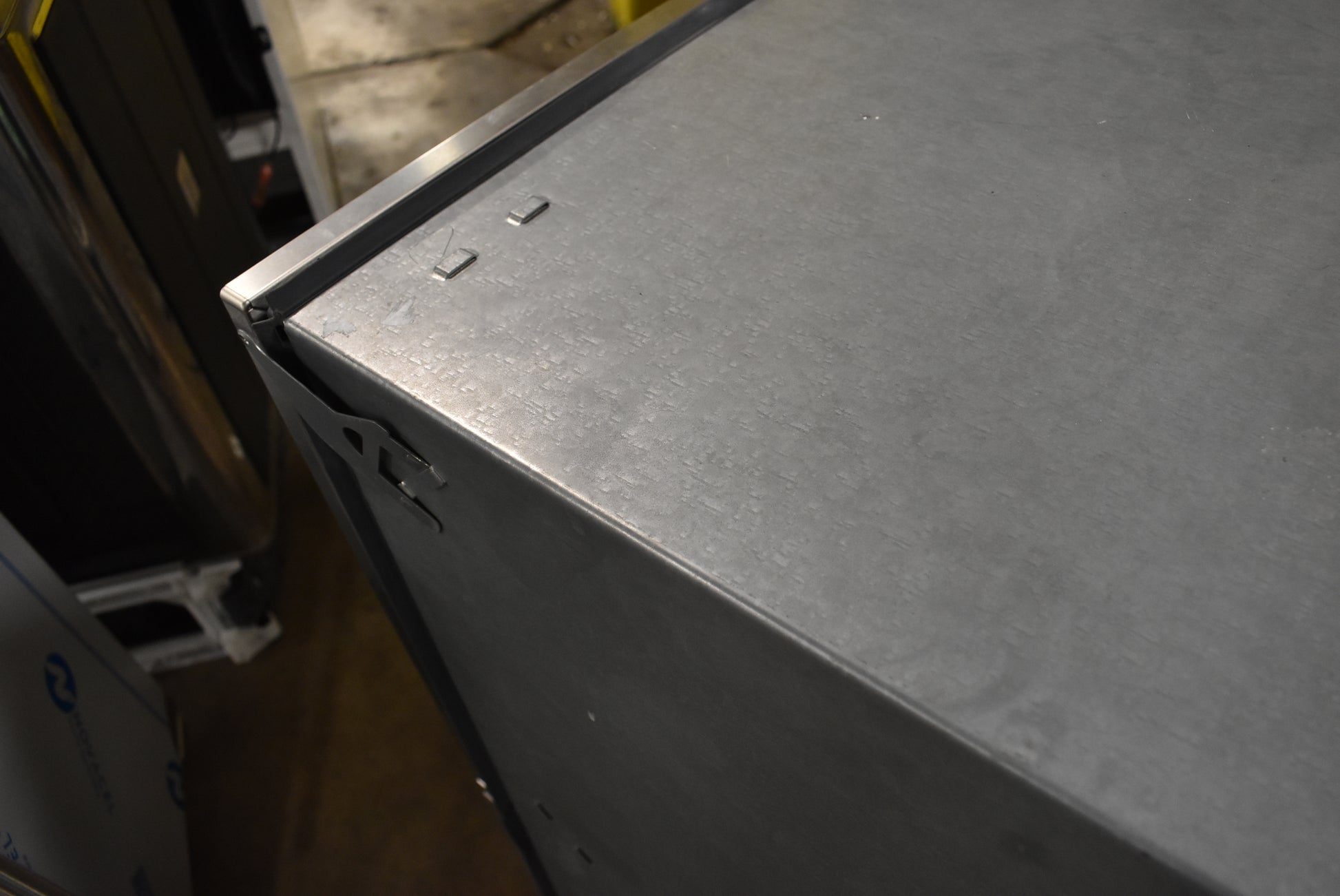 Luxury ergonomic DishDrawer with independent wash cycles by Fisher and Paykel