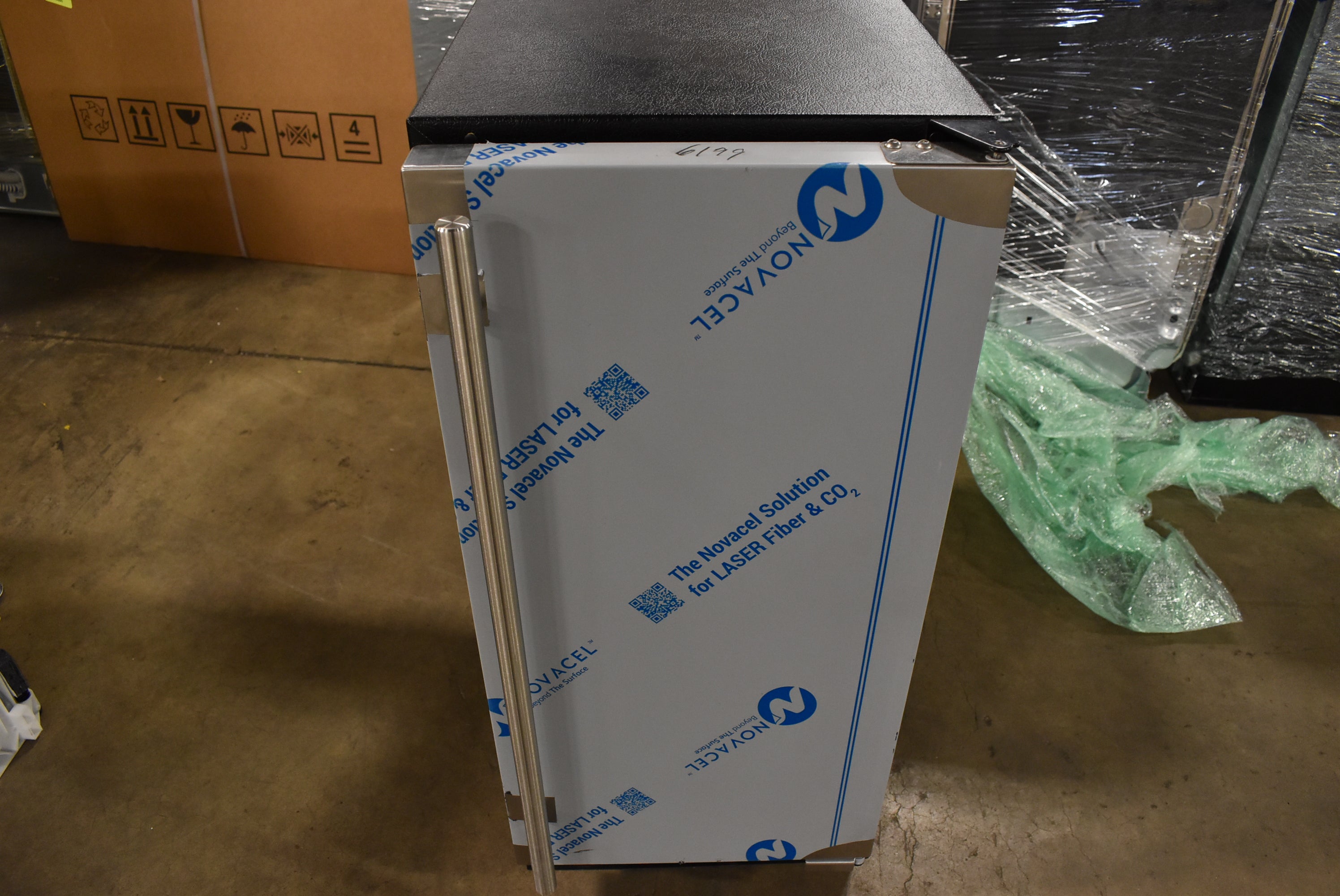 Marvel MLCP215-IS81A 15" Stainless Steel Paneled Clear Ice Maker