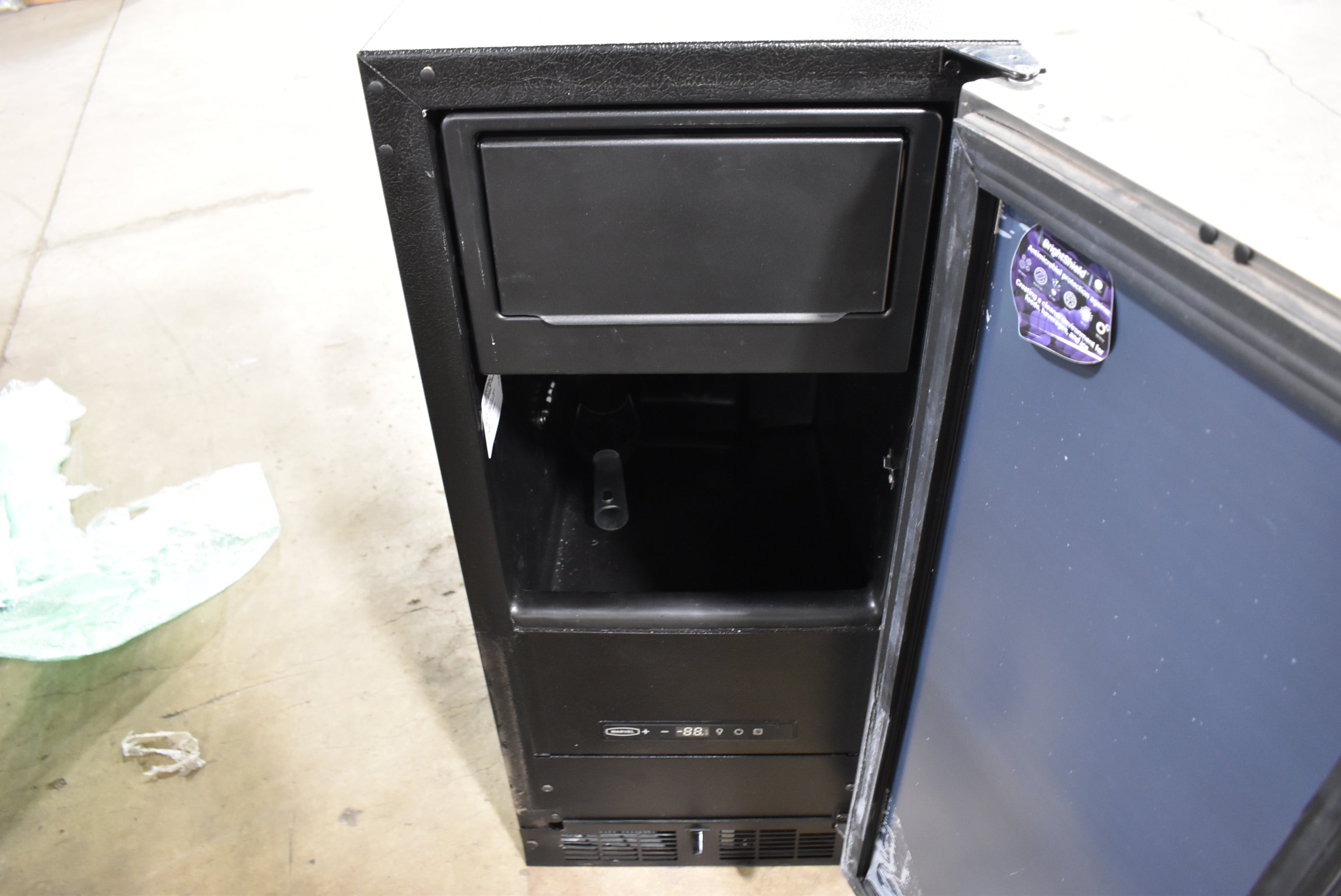 Marvel MLCP215-IS81A 15" Stainless Steel Paneled Clear Ice Maker