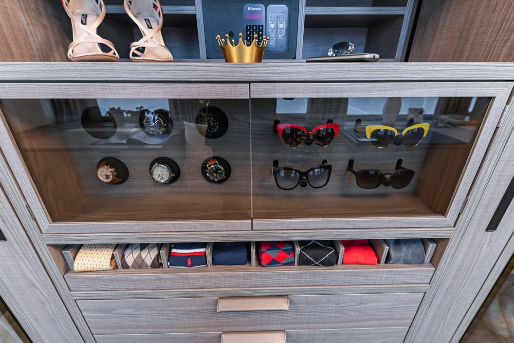 eggersmann USA Modern Full Wardrobe Closet