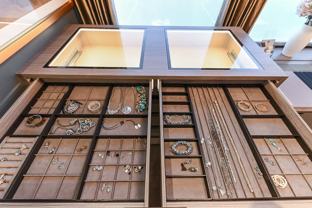 eggersmann USA Modern Full Wardrobe Closet