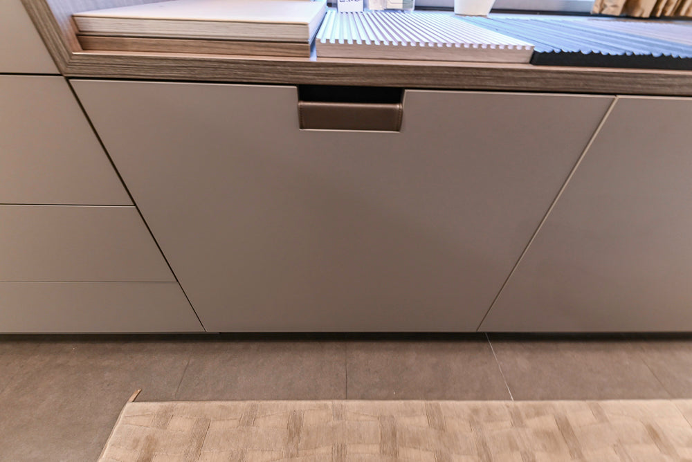 eggersmann USA Modern Full Wardrobe Closet